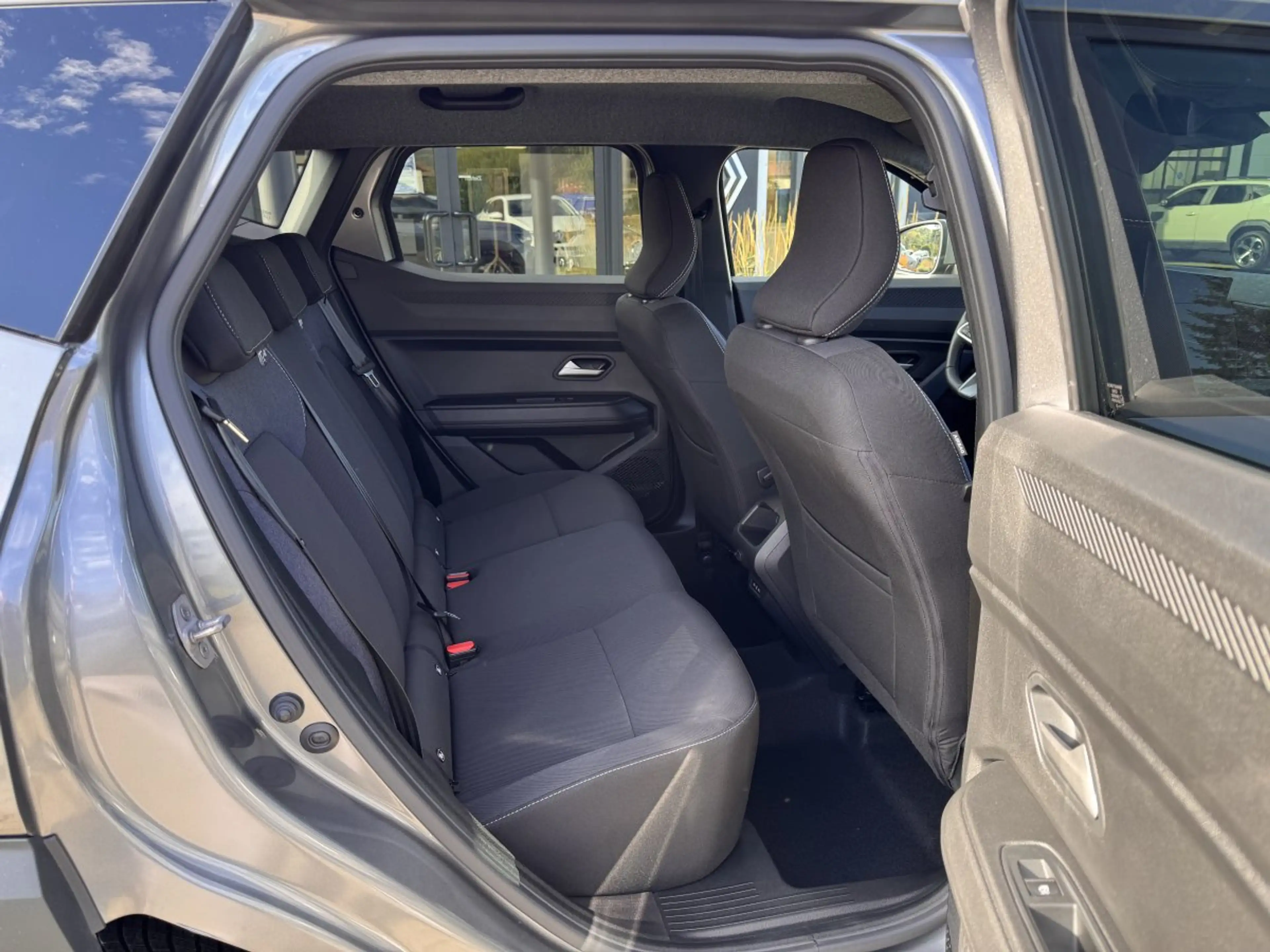 Dacia Duster III 1.2 TCe 130 Journey — photo 12