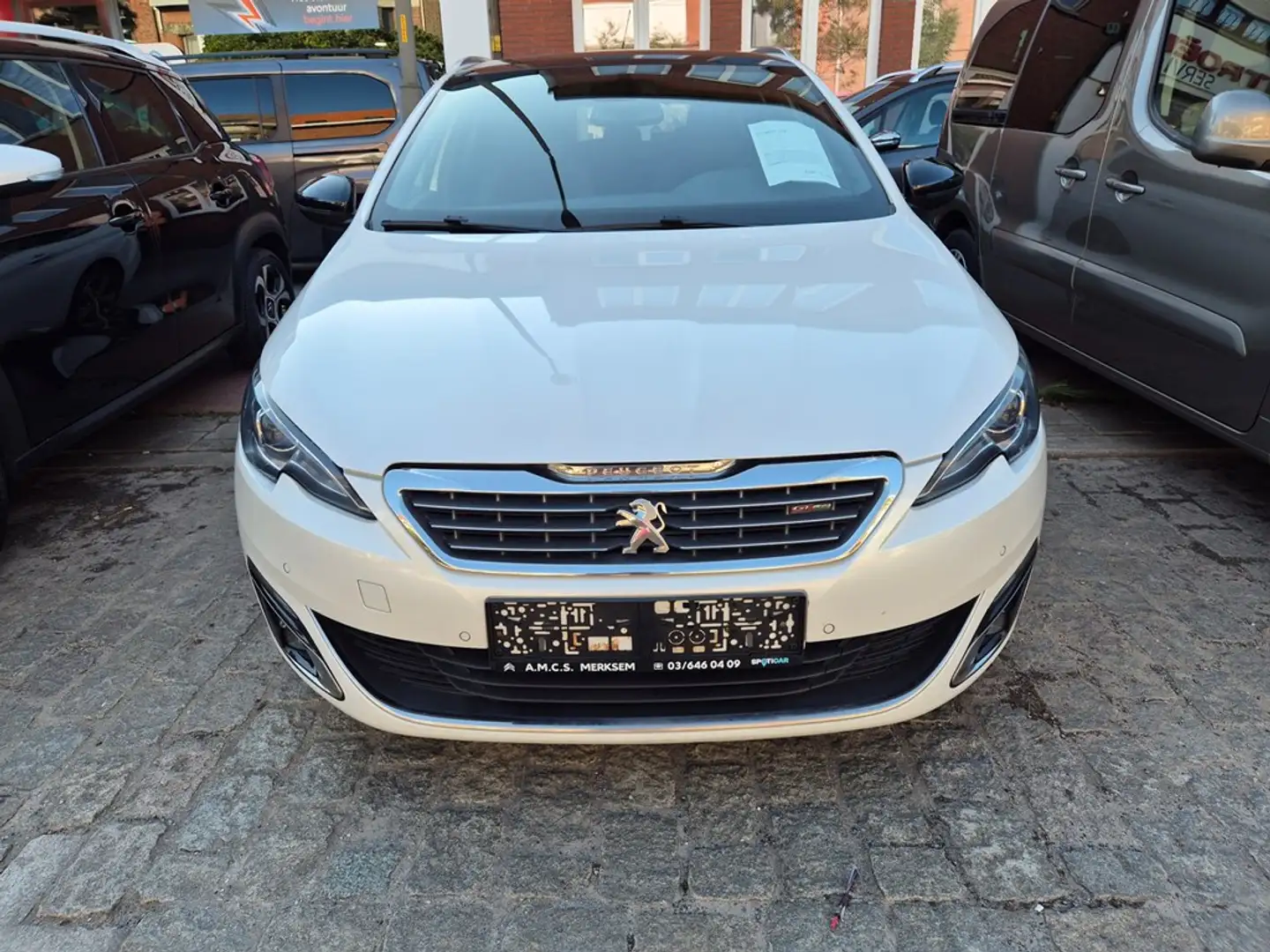 Peugeot 308 1.2 GT-Line STT 130pk Blanc - 2