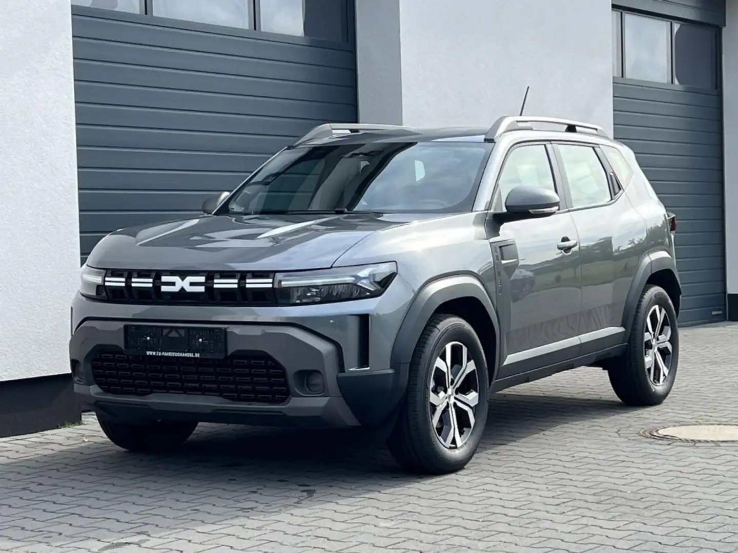 Dacia Duster Expression 140 Hybrid Winter Plus - 1