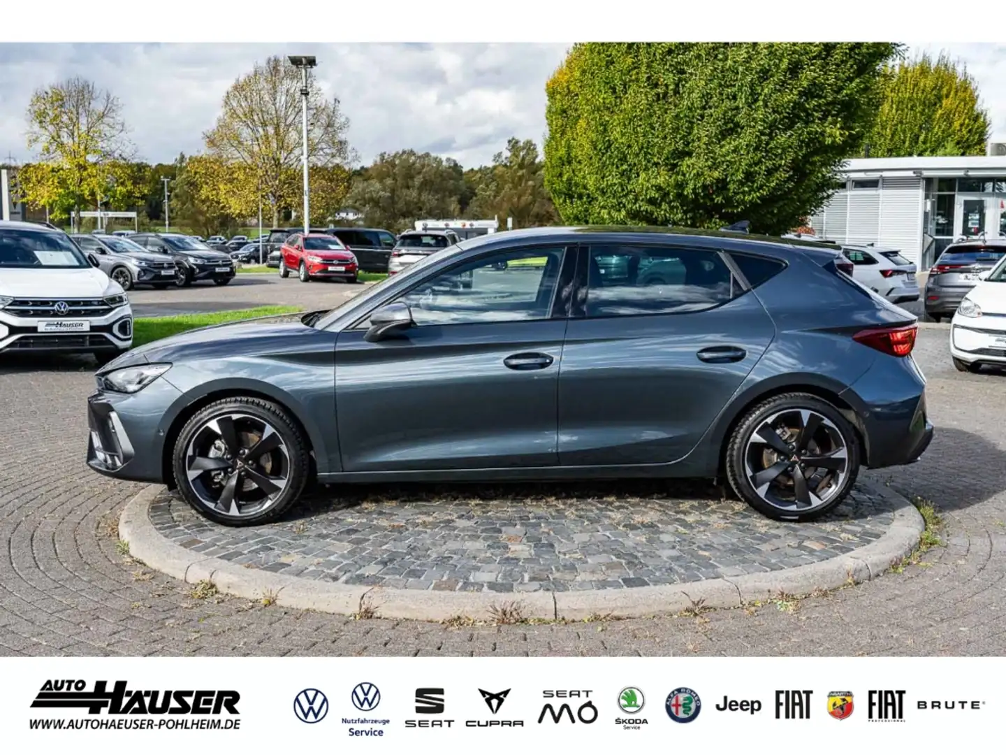 CUPRA Leon 1.5 eTSI DSG NAVI KAMERA PARK ACC LED FULL-LINK Grau - 2