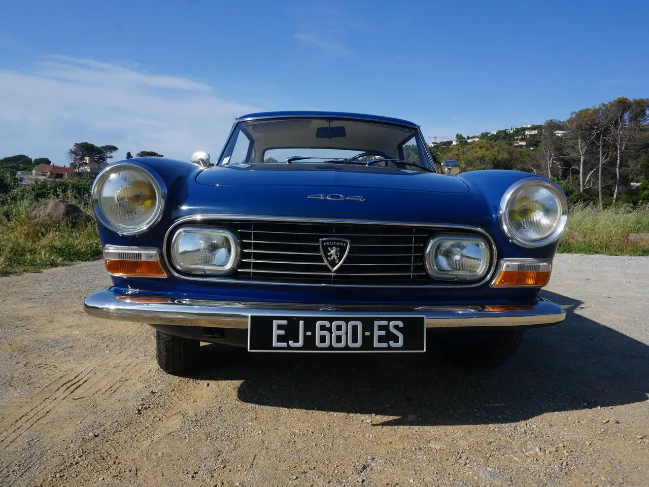 Peugeot 404, foto 3