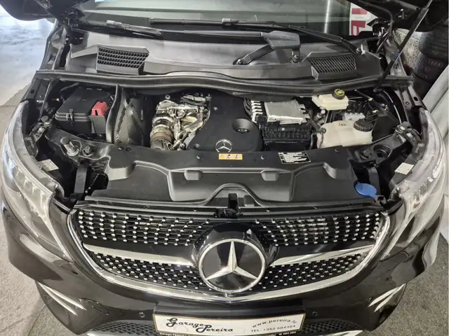 Mercedes-Benz 250 view 19