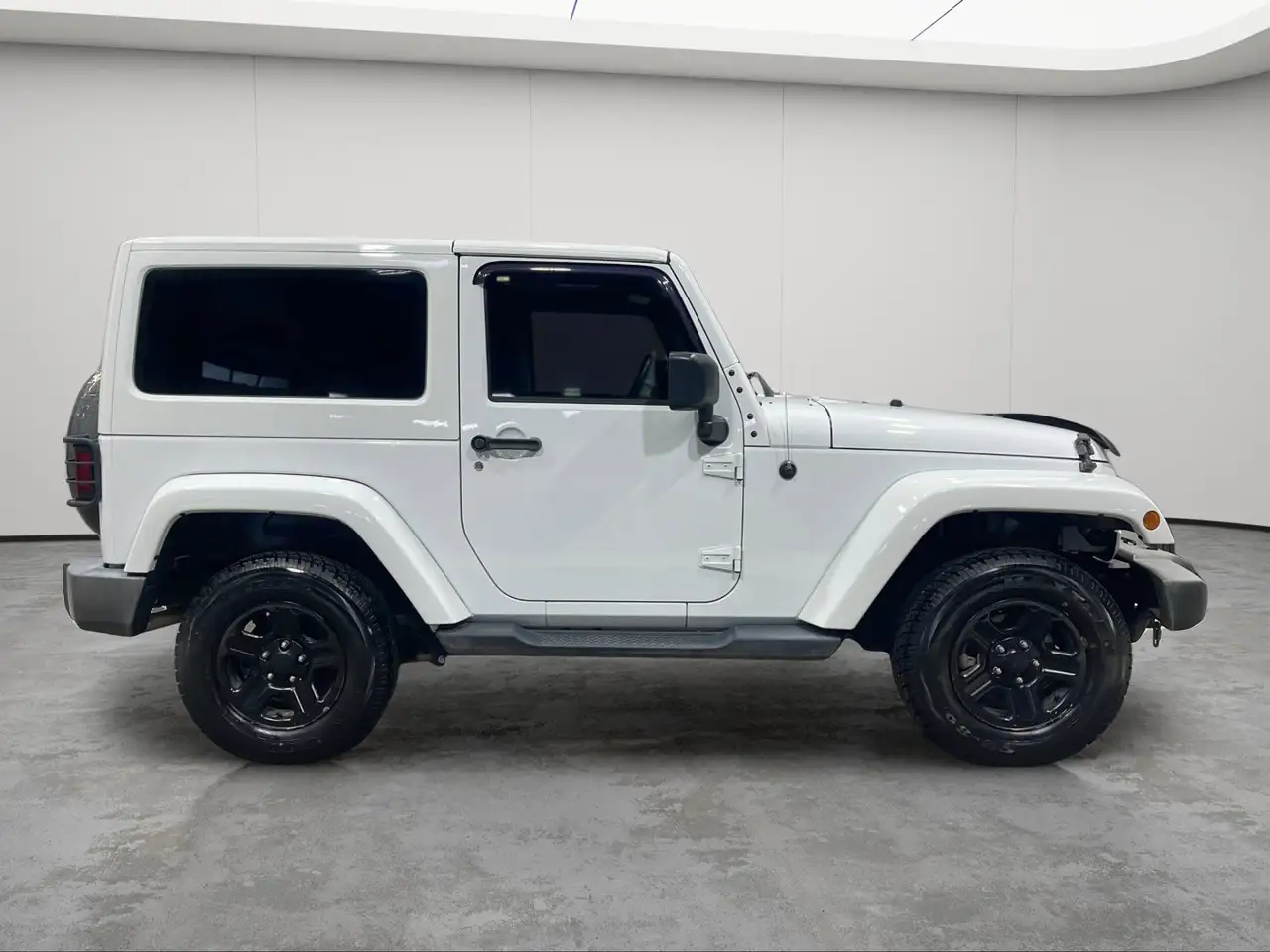 Jeep Wrangler photo Jeep Wrangler