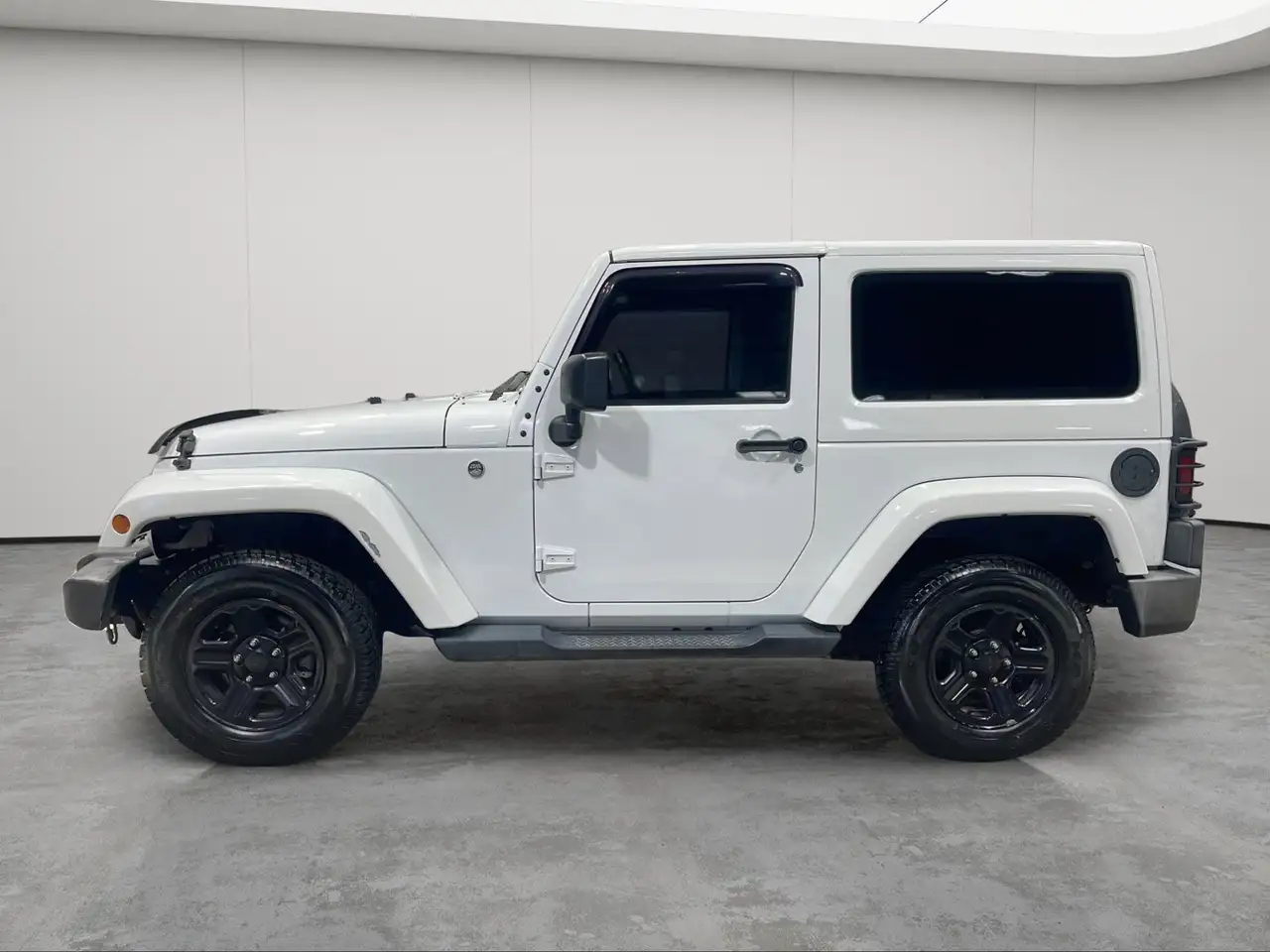 Jeep Wrangler photo Jeep Wrangler