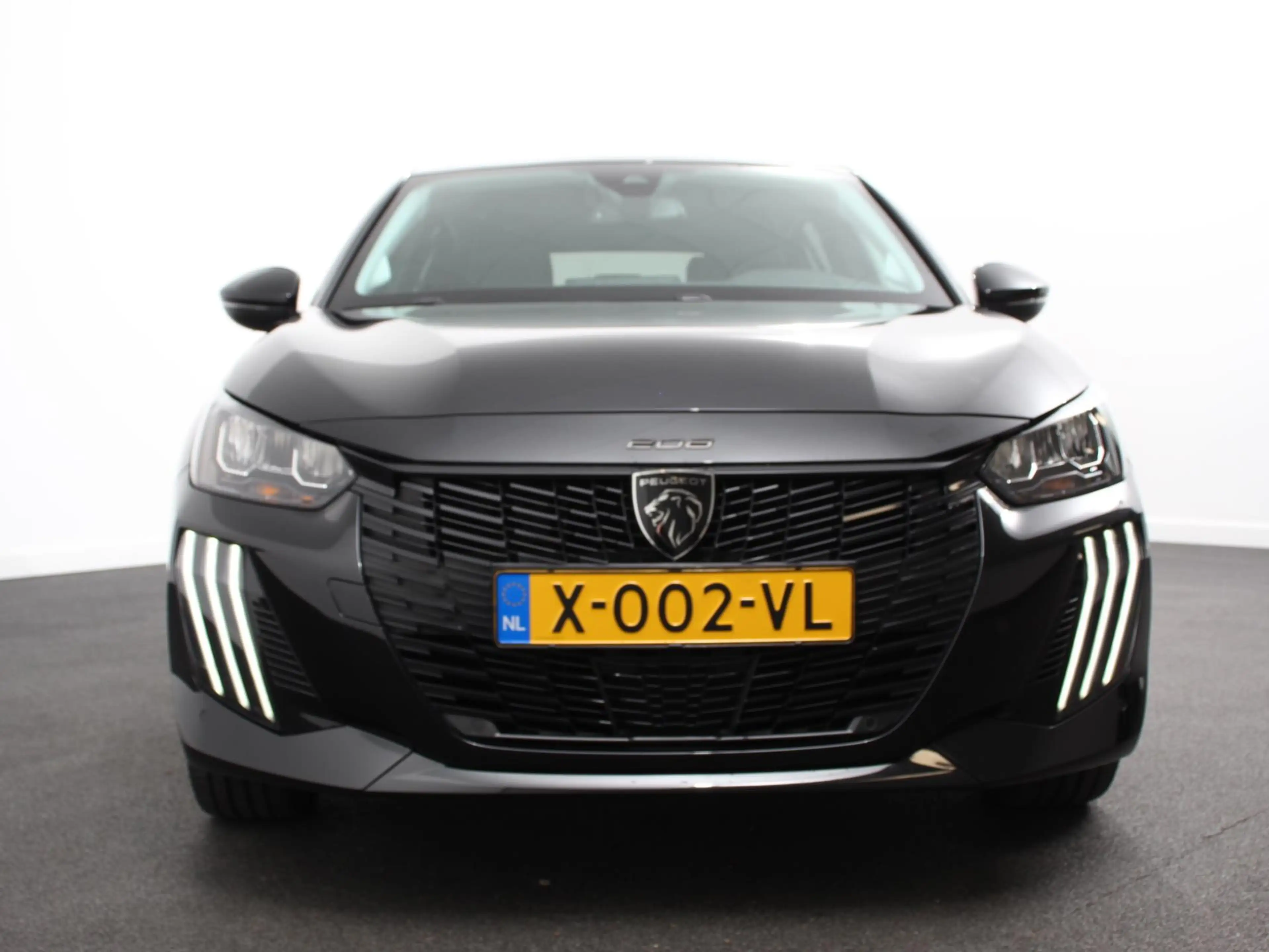 Peugeot e-208 EV Active Pack 50 kWh Climate Control Cruise contr — photo 4