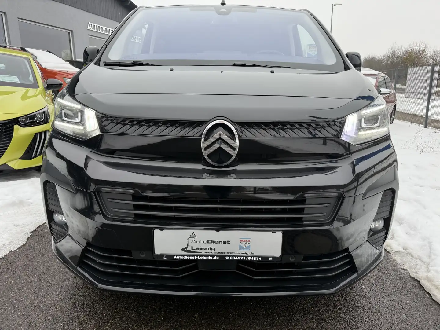 Citroen Spacetourer 2.0 HDi 180 EAT8 Plus XL 8S Schwarz - 1