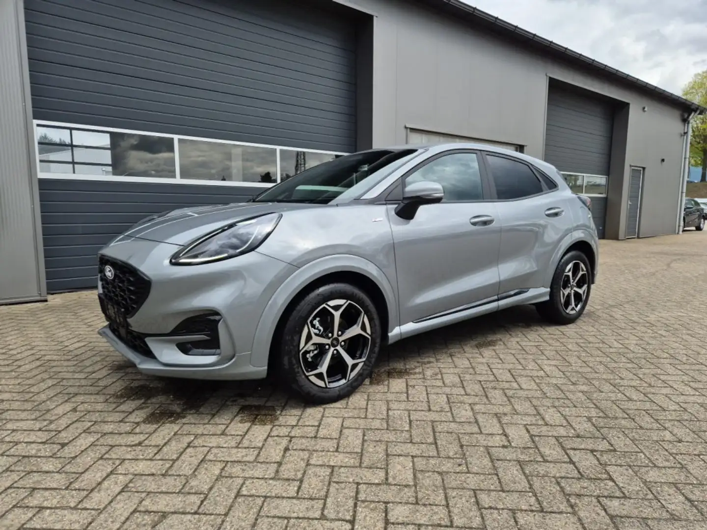 Ford Puma 1.0 EcoBoost Hybrid ST-LINE NEUES MODELL AT SHZ NA Argent - 1