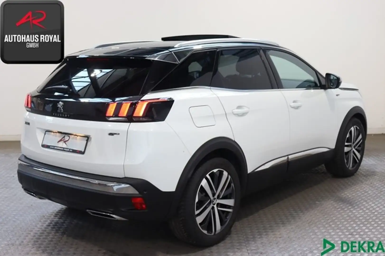 Peugeot 3008 2.0 BlueHDi GT LINE MEMORY,ACC,PANORAMA,19Z Weiß - 2