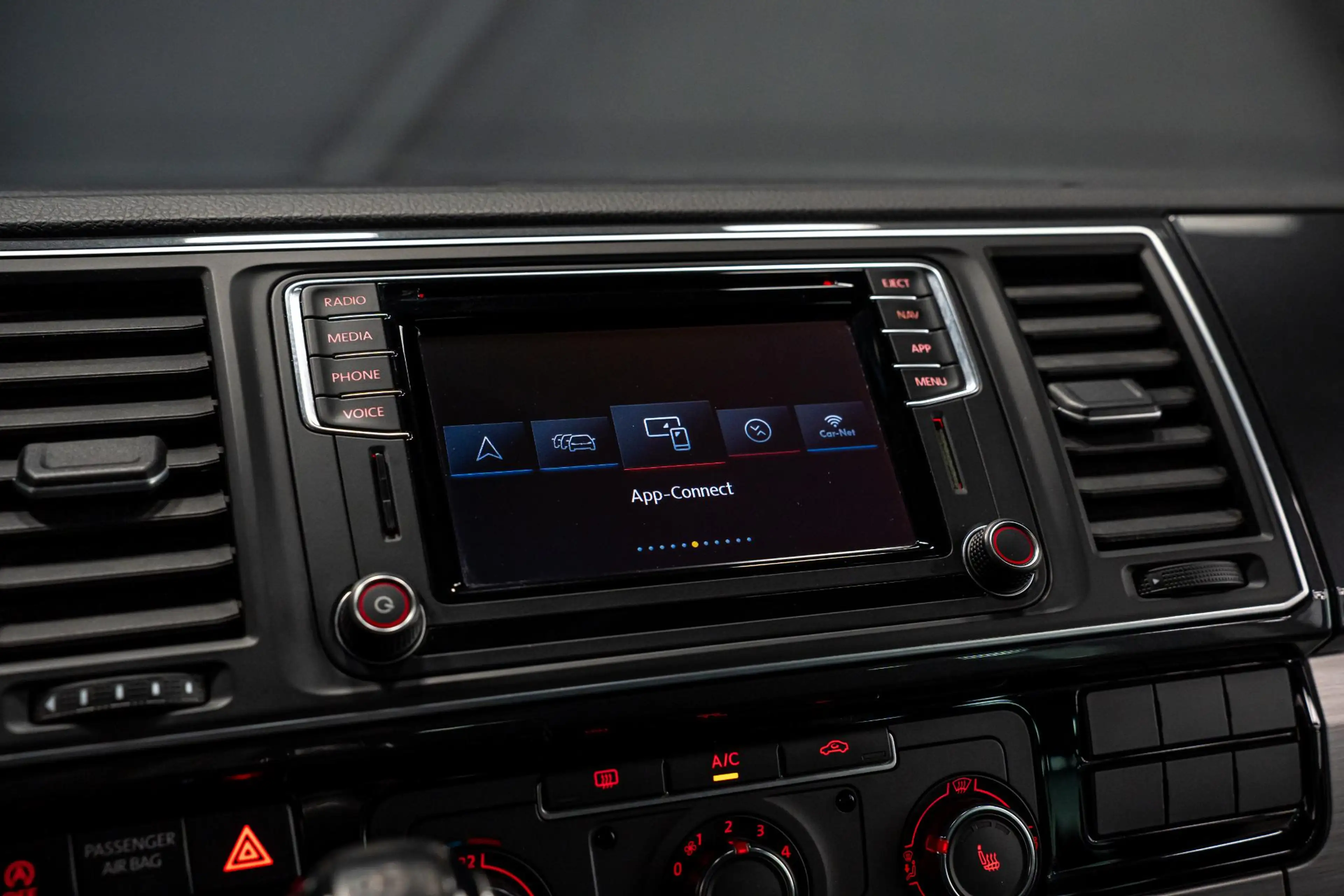 Volkswagen Transporter 2.0 TDI L2H1 DC Highline *Grijs kenteken / Luchtve — photo 29