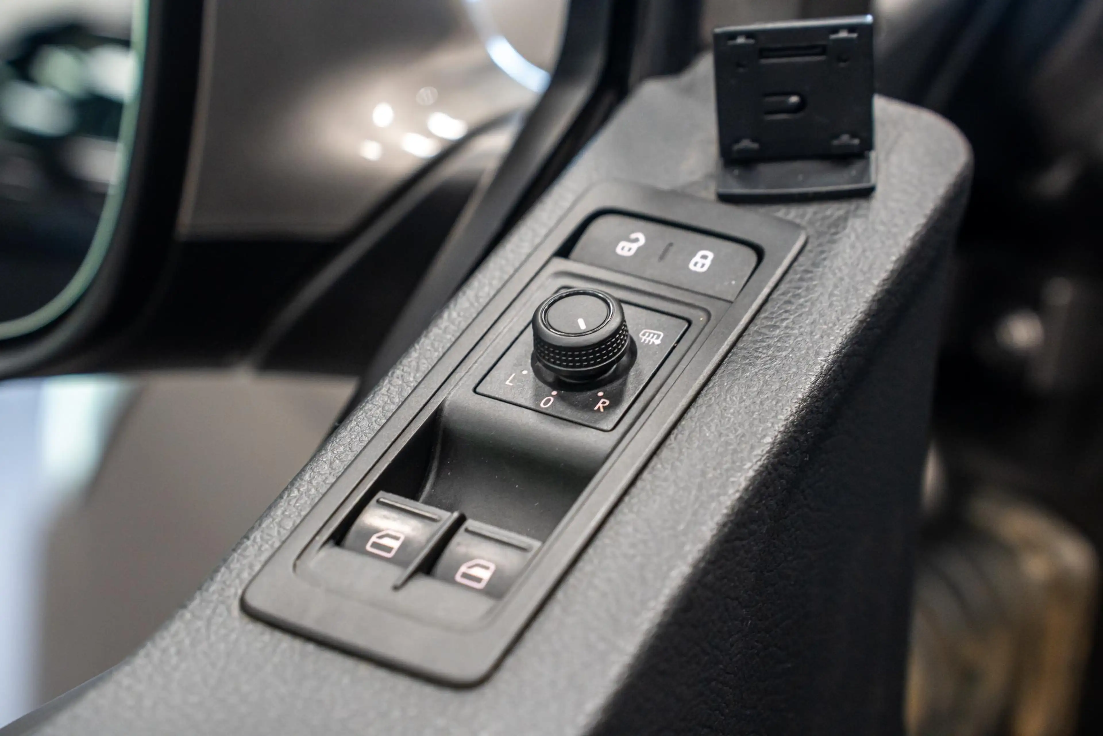 Volkswagen Transporter 2.0 TDI L2H1 DC Highline *Grijs kenteken / Luchtve — photo 26
