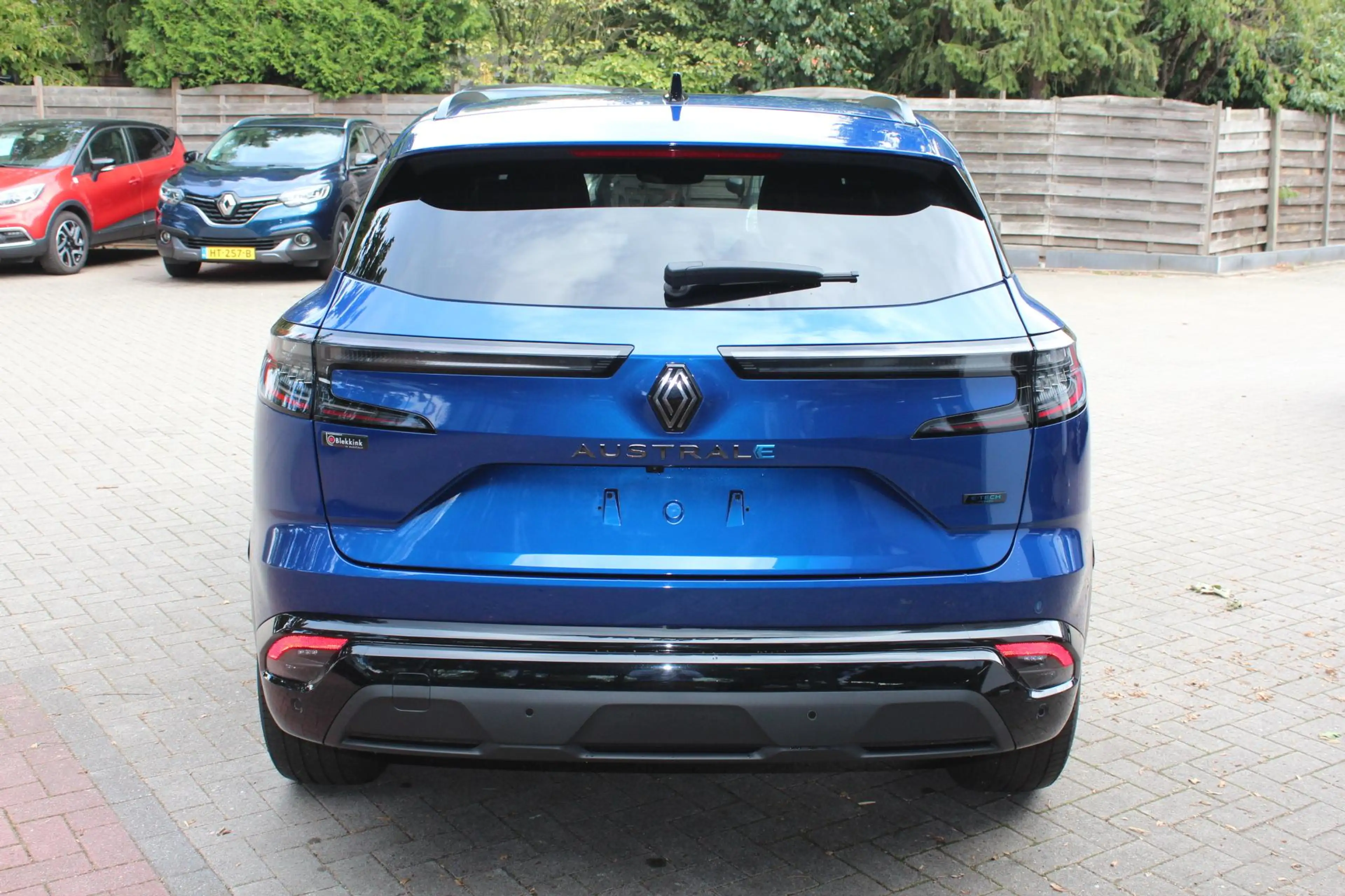 Renault Austral 1.2 E-Tech full hybrid 200 iconic esprit Alpine HU — photo 5