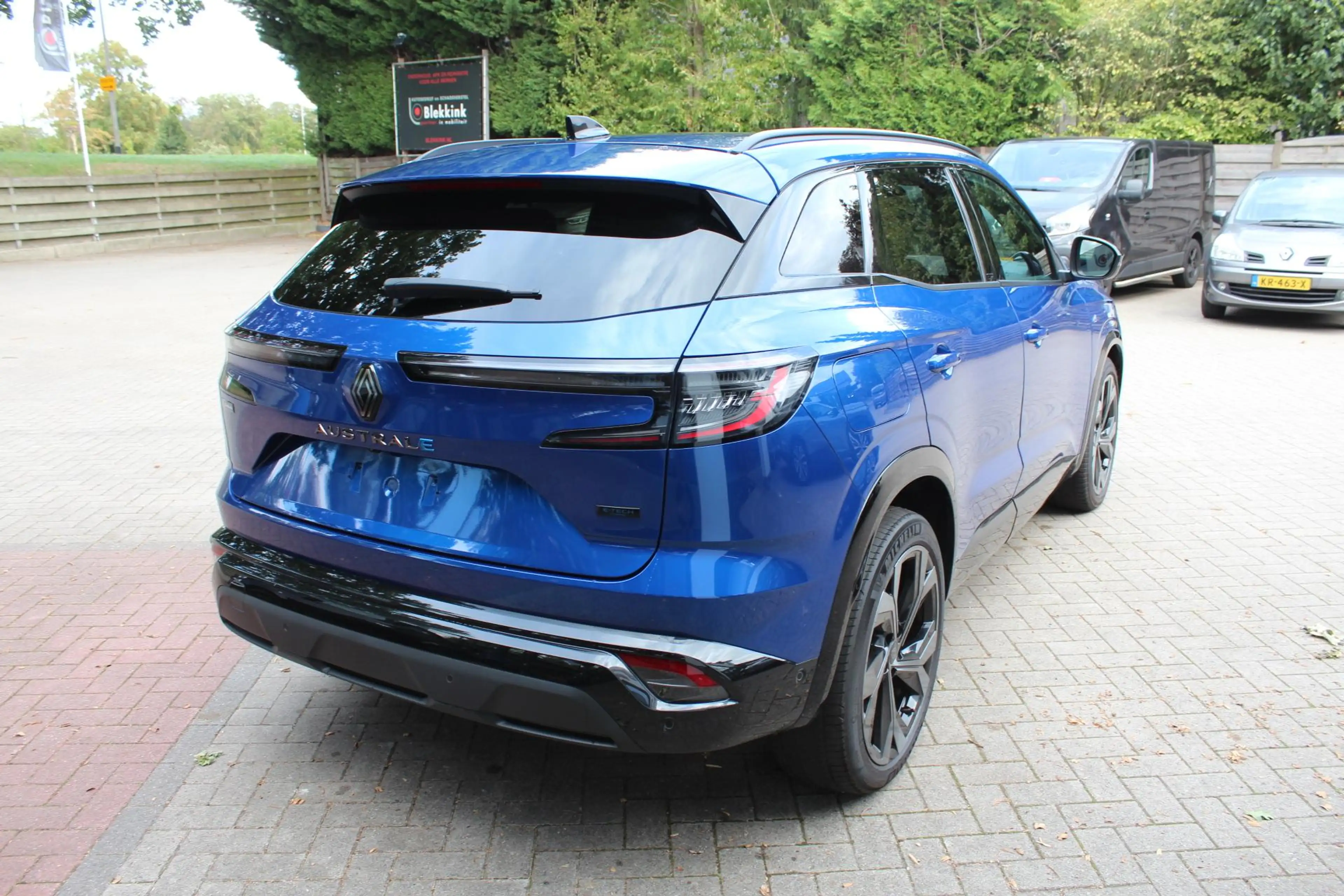 Renault Austral 1.2 E-Tech full hybrid 200 iconic esprit Alpine HU — photo 4