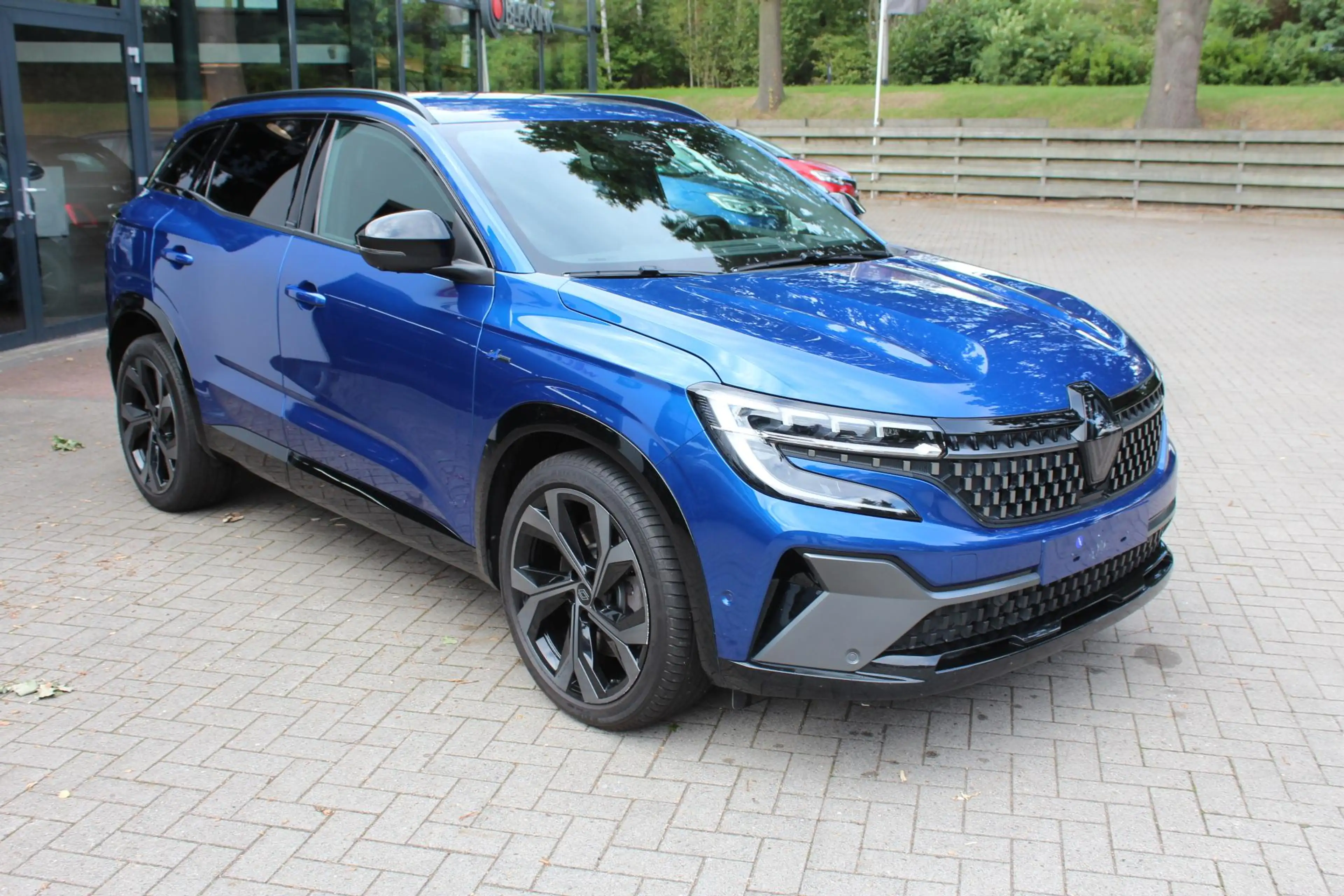 Renault Austral 1.2 E-Tech full hybrid 200 iconic esprit Alpine HU — photo 7