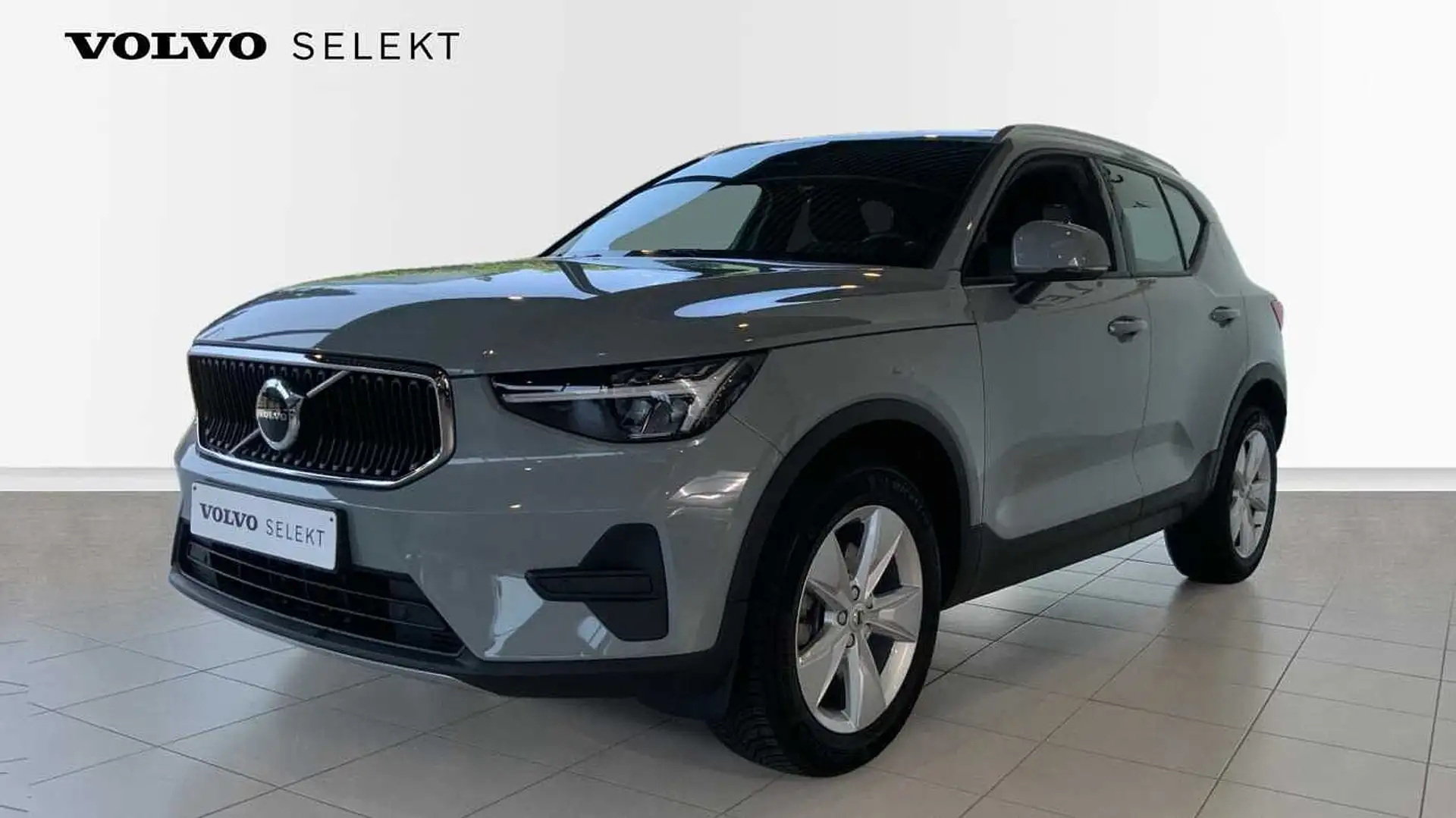 Volvo XC40 Core, B3 Mild hybrid, Benzine + Navi + .... Gris - 1