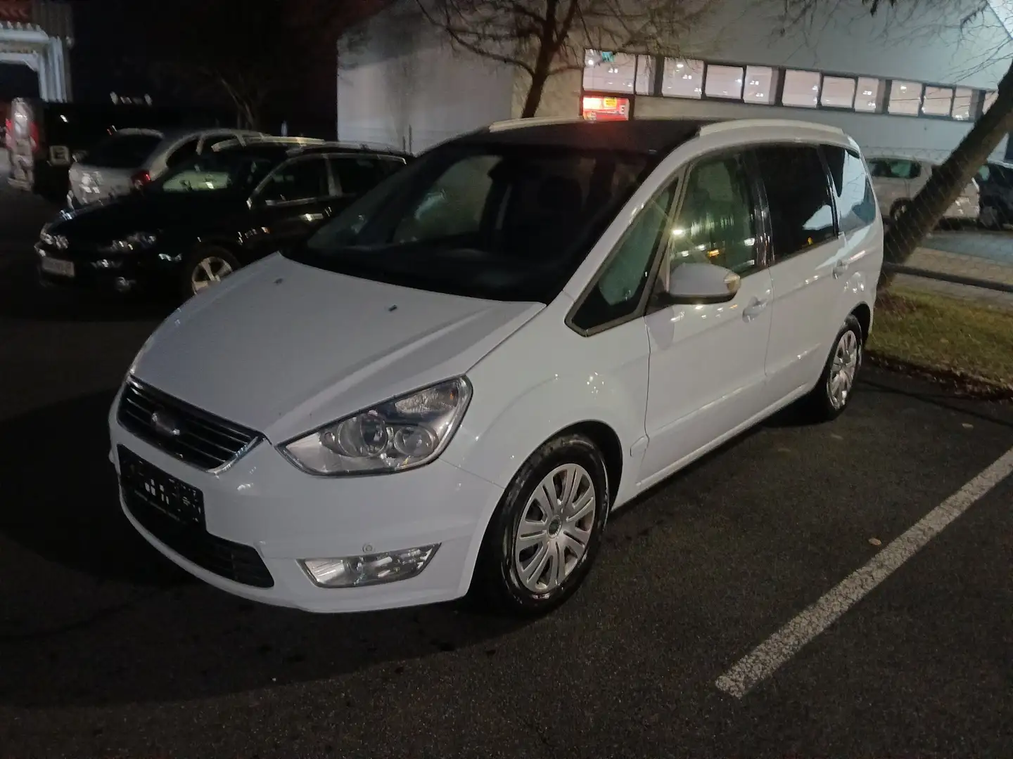 Ford Galaxy Business 2,0 TDCi DPF - 1