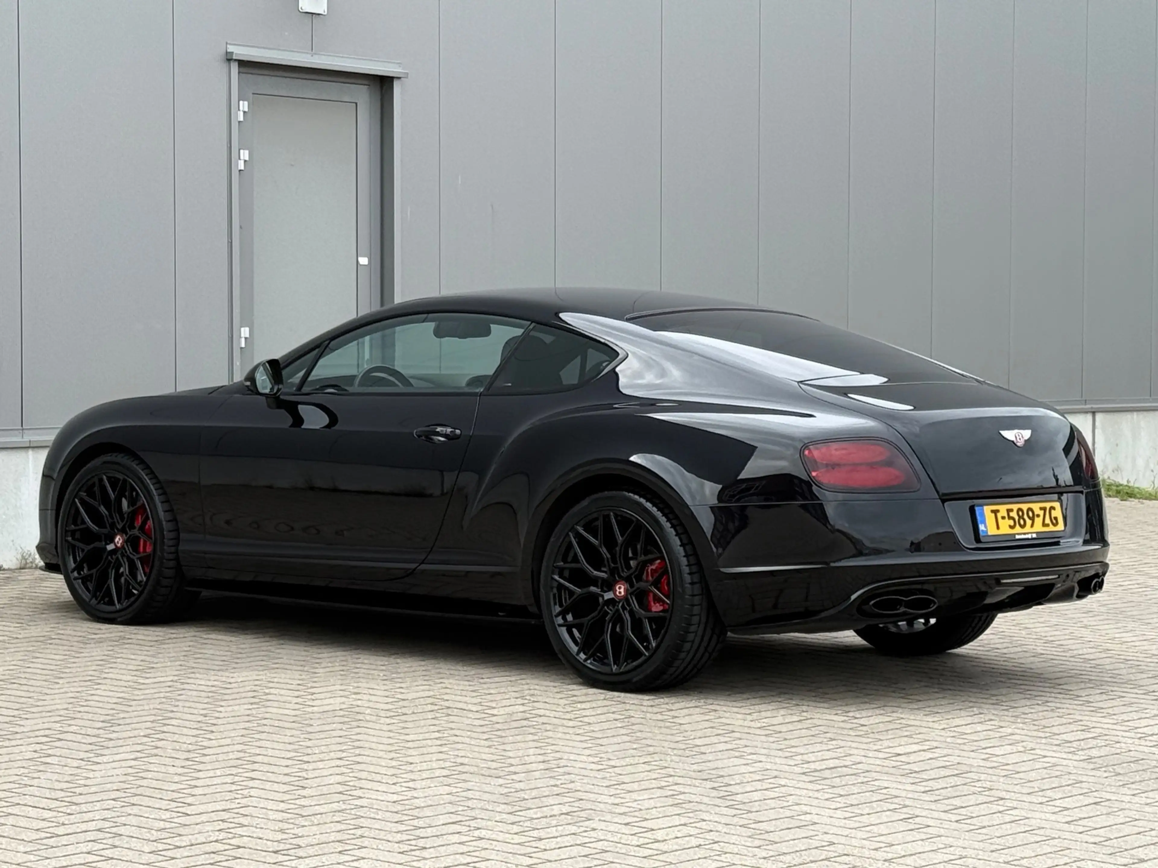 Bentley Continental GT 4.0 V8 Mulliner Styling Specification pakket — photo 8