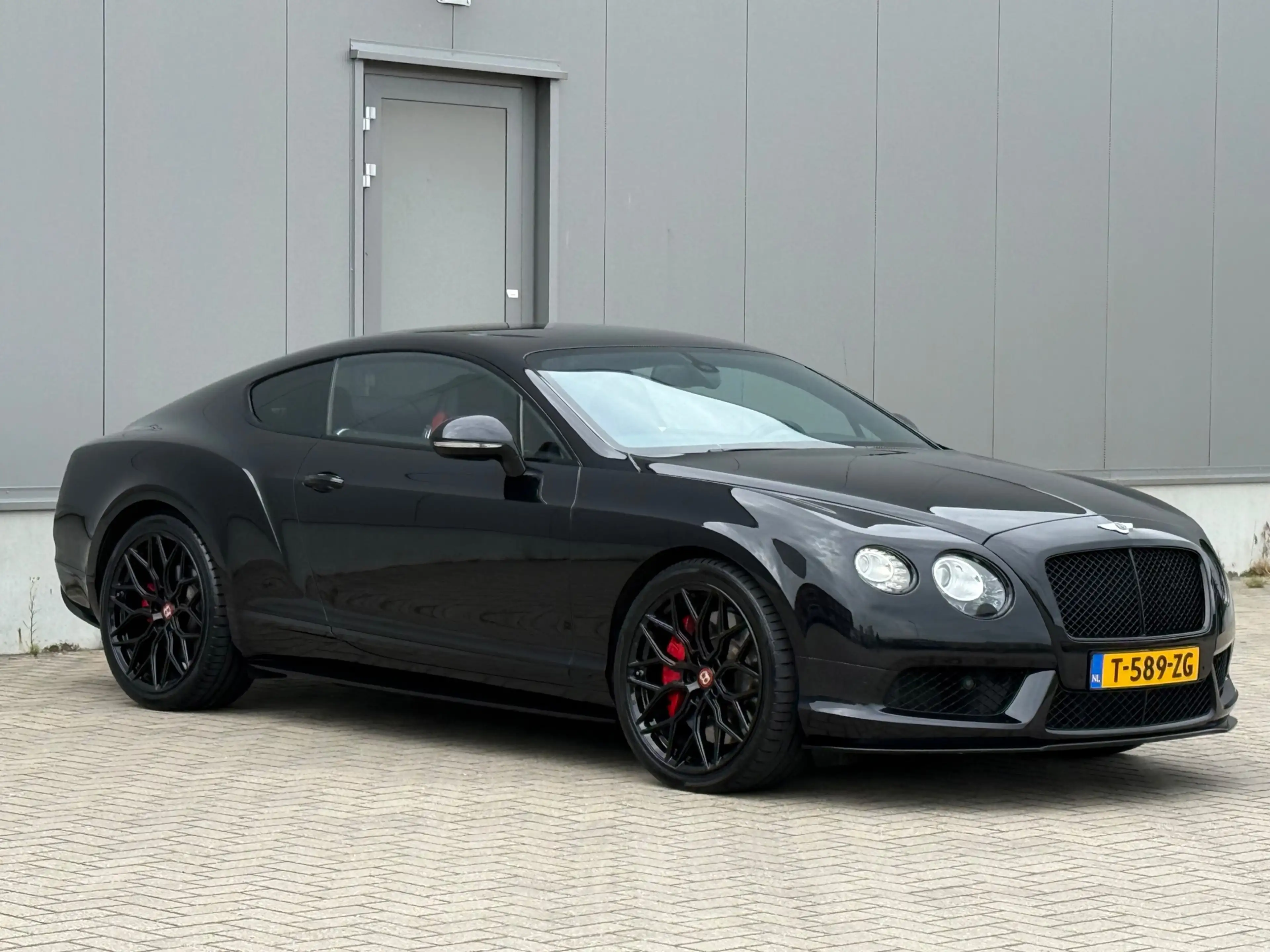 Bentley Continental GT 4.0 V8 Mulliner Styling Specification pakket — photo 4