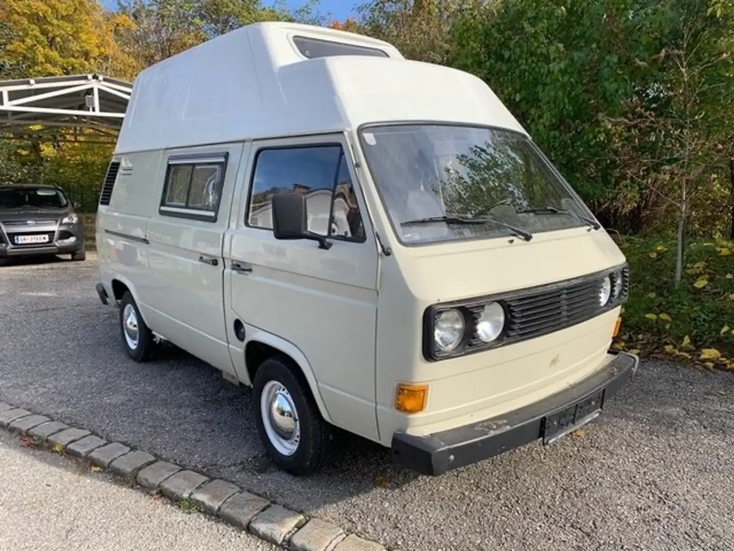 Volkswagen T3 Camper Beige - 1