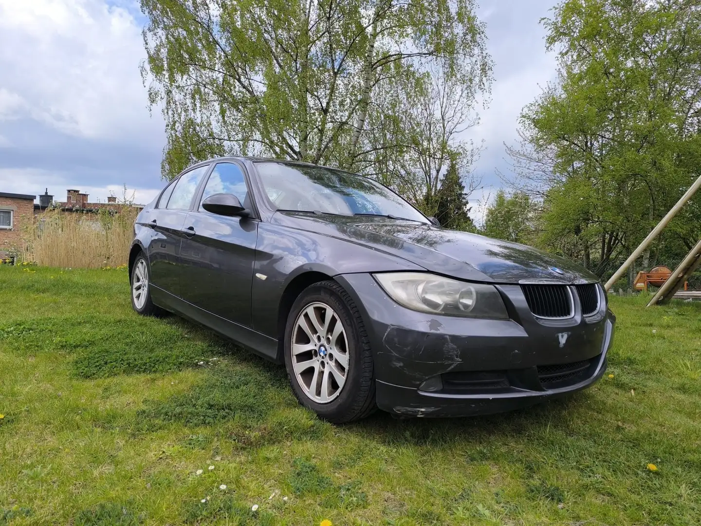 BMW 318 d - 1