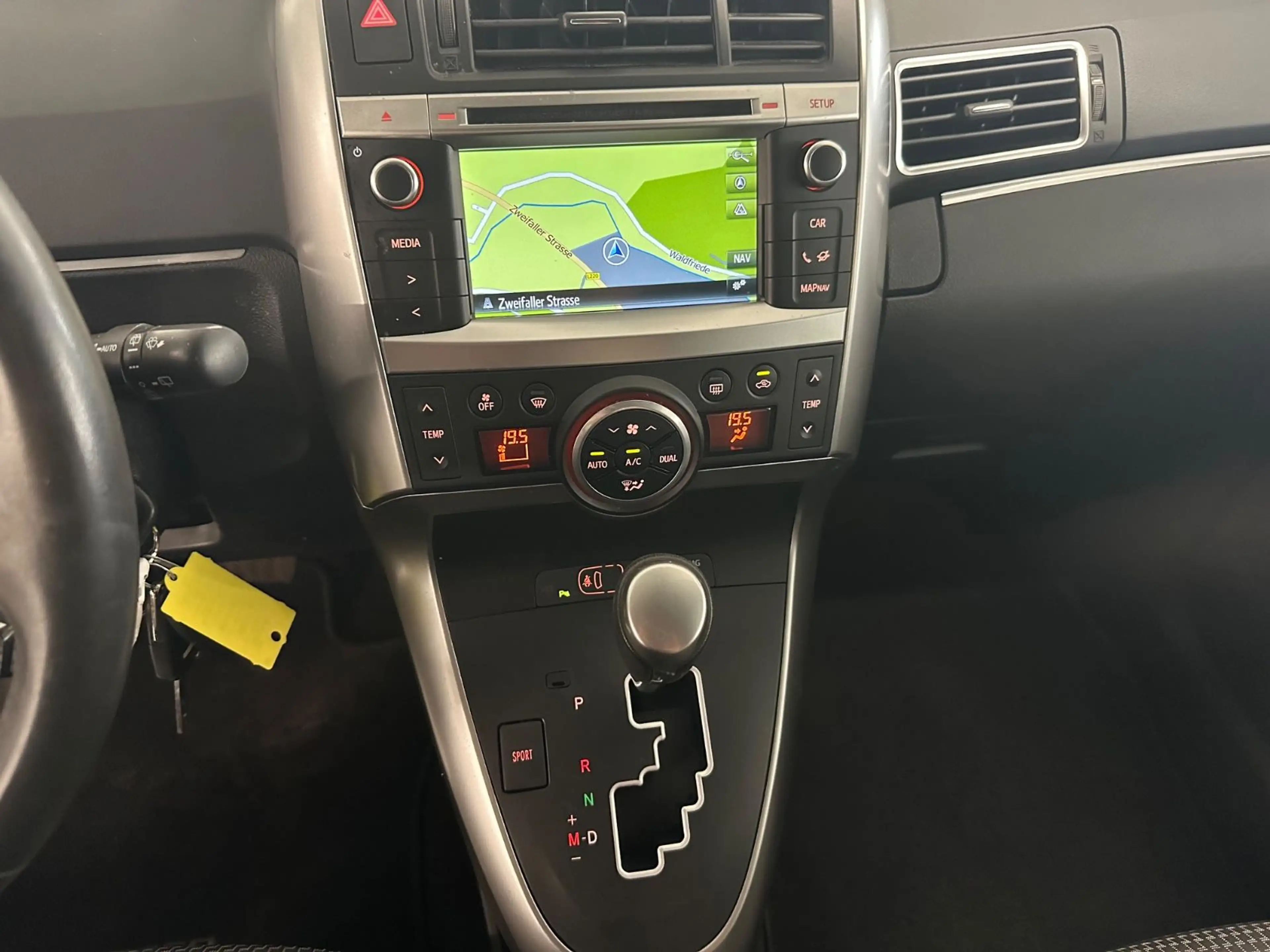 Toyota Verso SkyView Edition+Comfort-Paket Plus /StHzg — photo 15