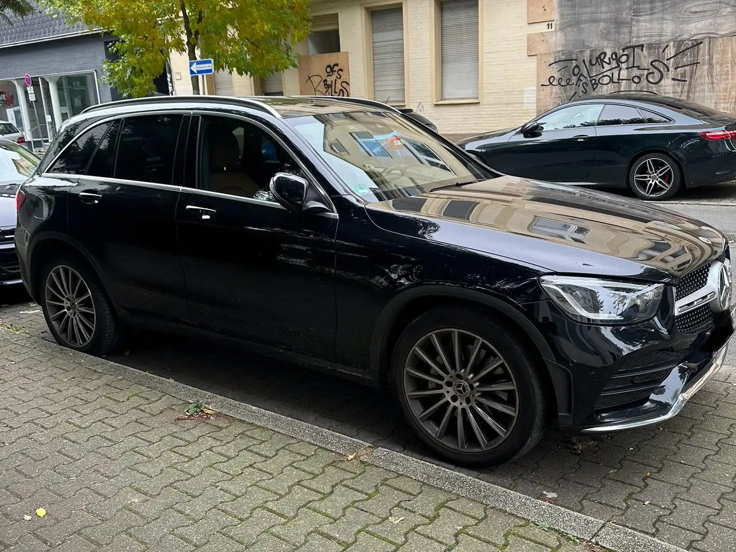 Mercedes-Benz GLC 300 GLC 300 d 4Matic 9G-TRONICAMG Line Schwarz - 2