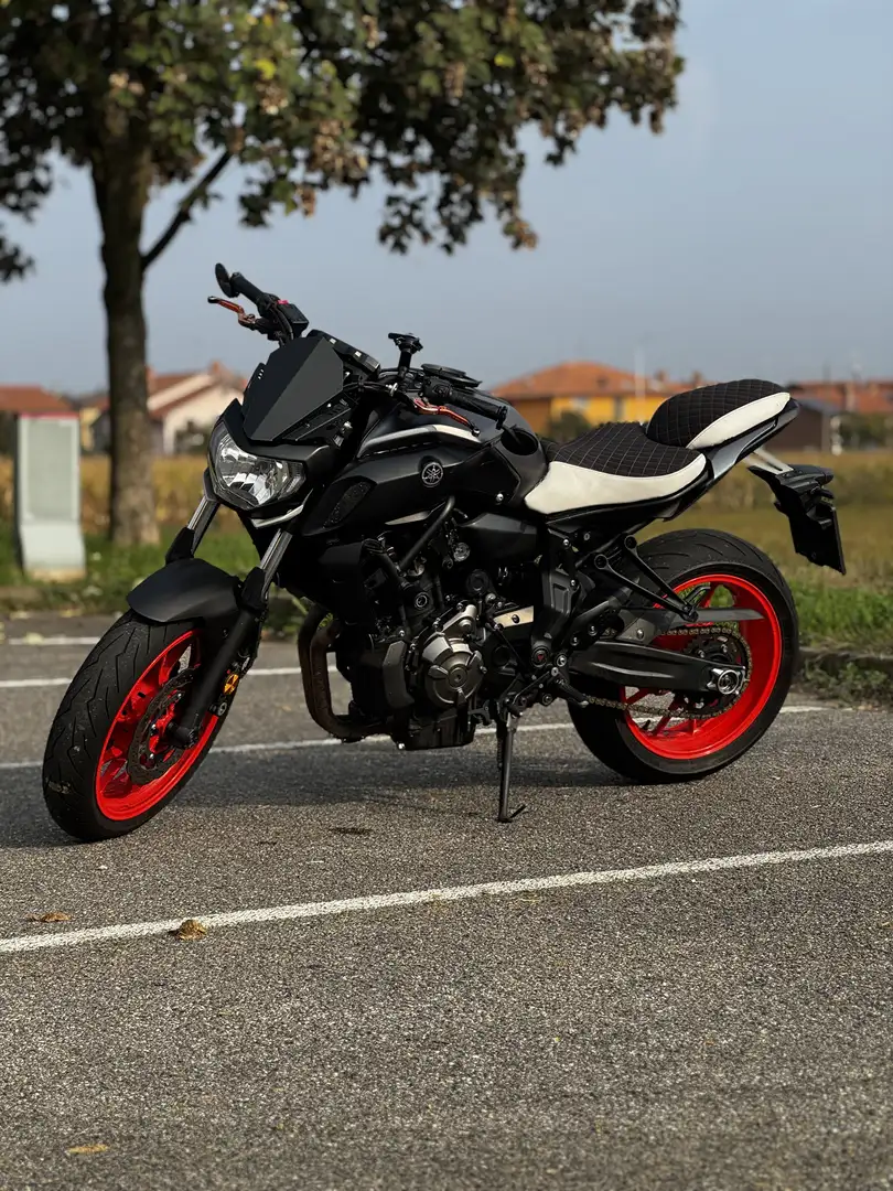 Yamaha MT-07 A2 - 1