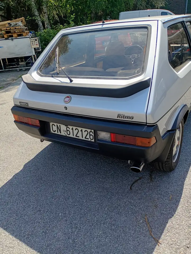 Fiat Ritmo 3p 2.0 TC Abarth 125cv, foto 3
