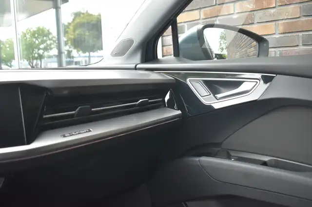 Audi Q4 E-Tron view 22
