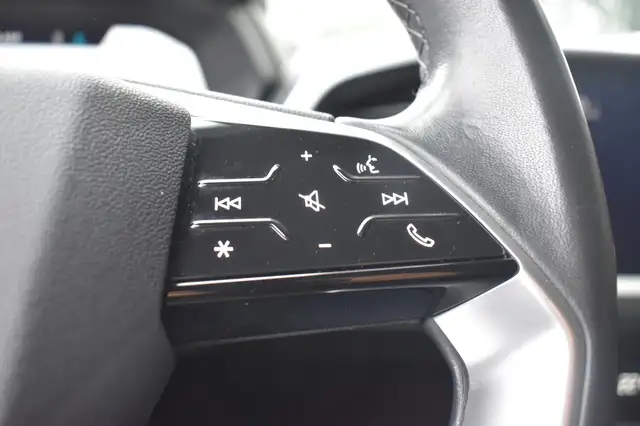 Audi Q4 E-Tron view 25