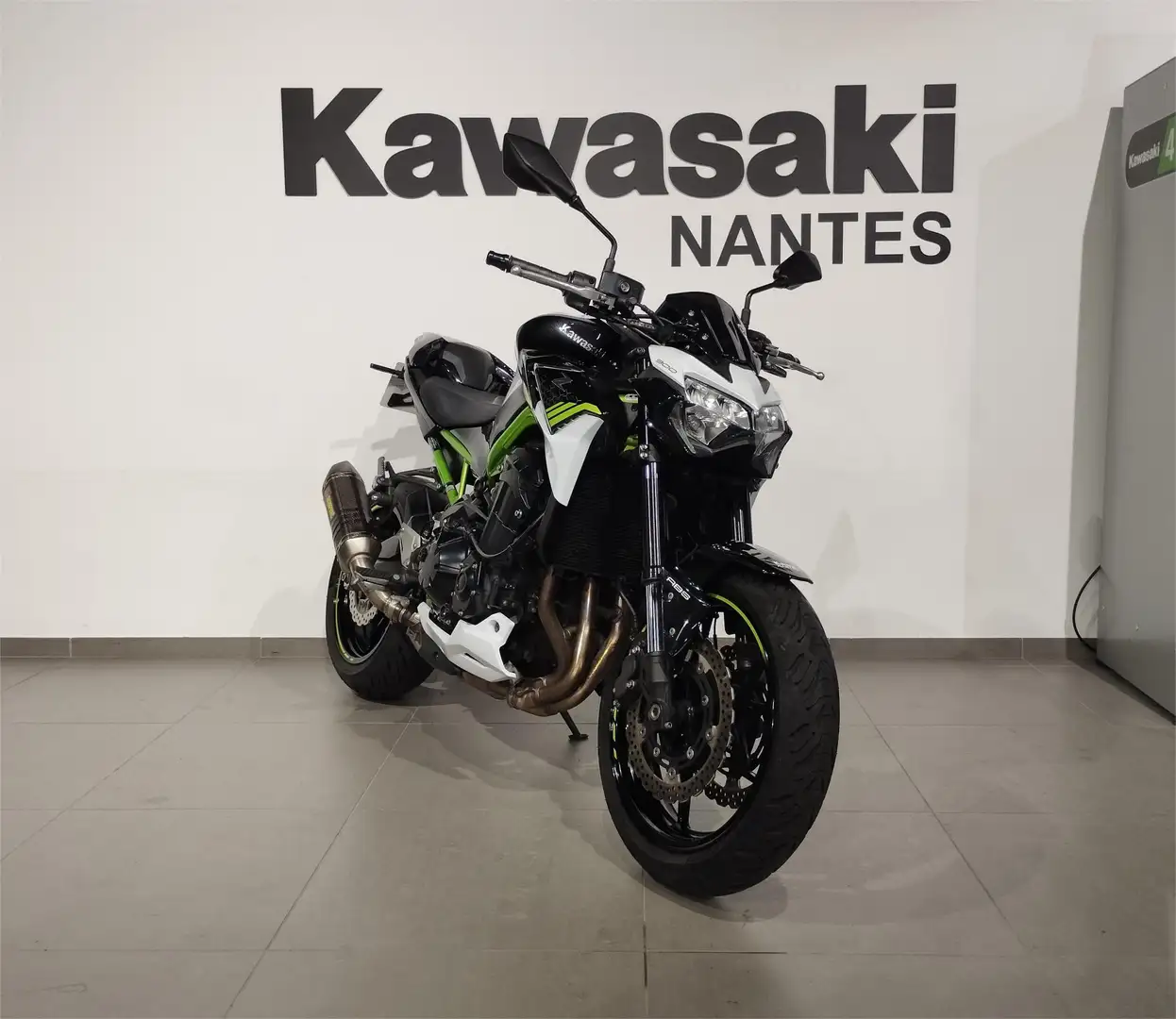 Kawasaki Z 900 Alb - 1