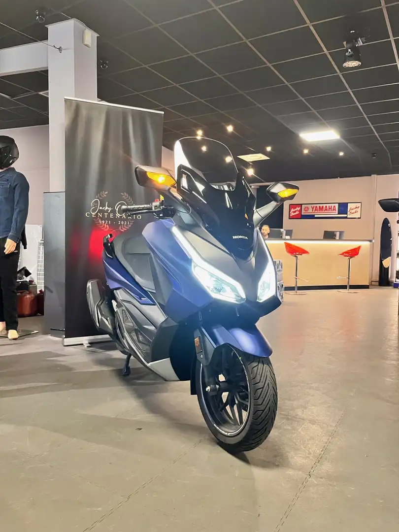Honda Forza 350 Albastru - 1