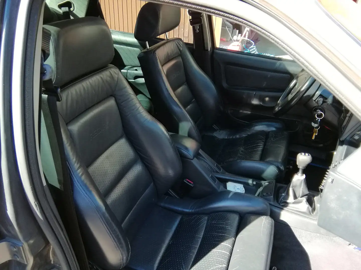 Ford Sierra Sierra 4p 2.0 Cosworth c/clima 4x4 Negro - 2