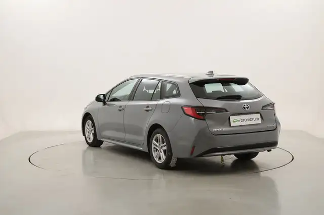 Toyota Corolla view 3