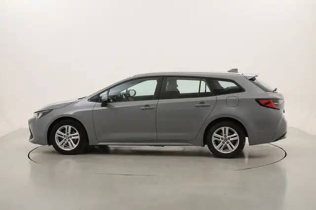 Toyota Corolla view 2