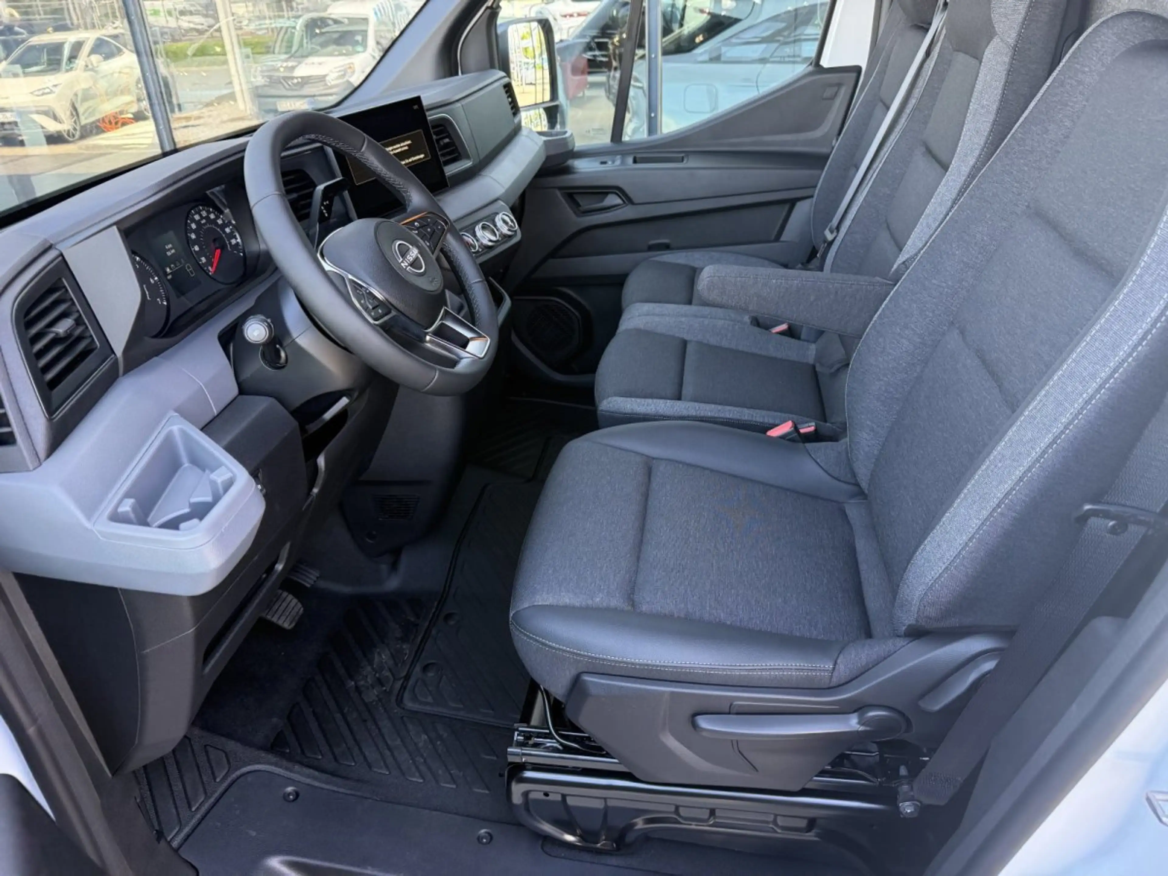 Nissan Interstar KAWA 35 L2H2 AT 150*270Grad*AHK*LRB*Winter* — photo 8