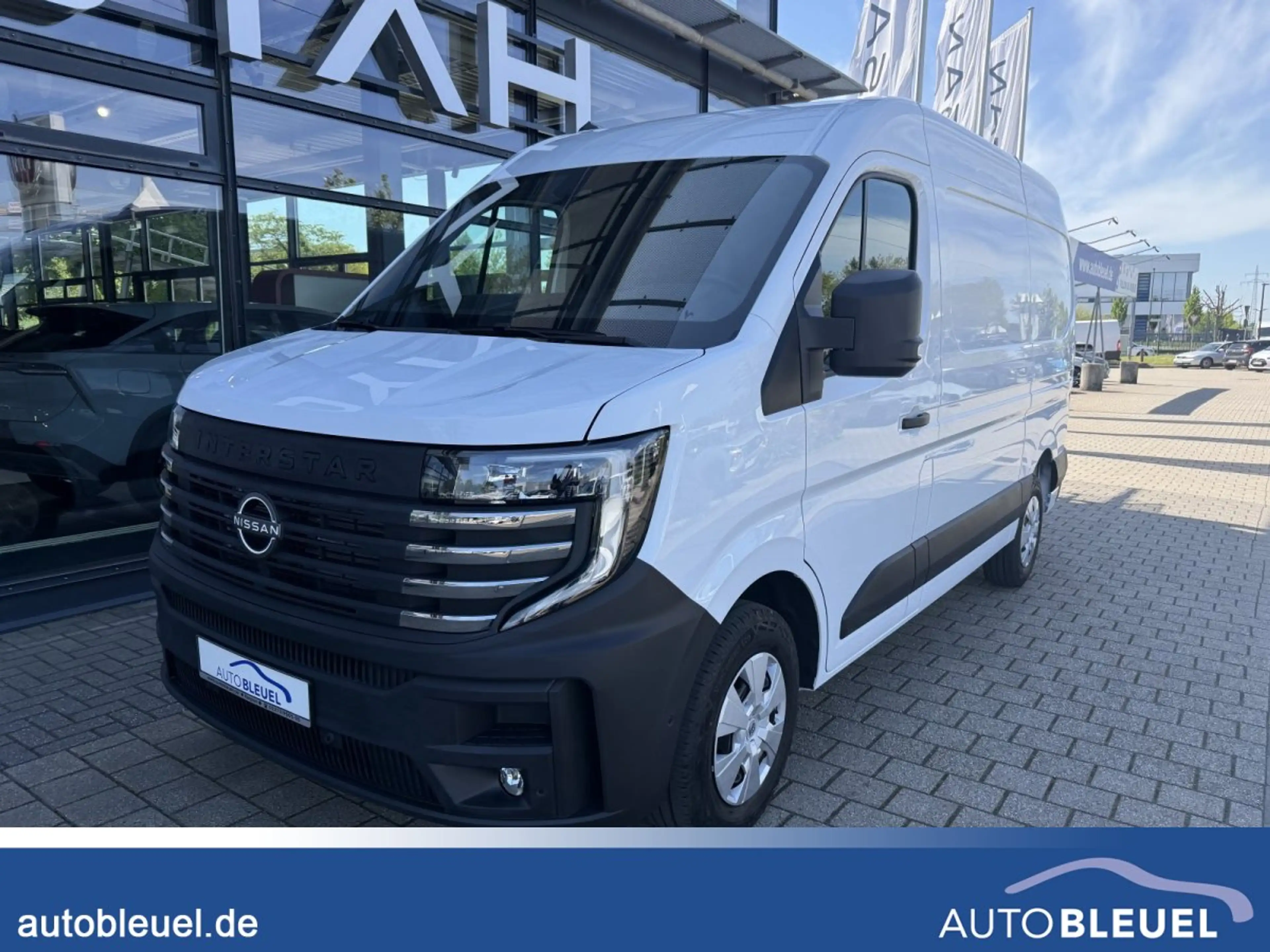 Nissan Interstar KAWA 35 L2H2 AT 150*270Grad*AHK*LRB*Winter*