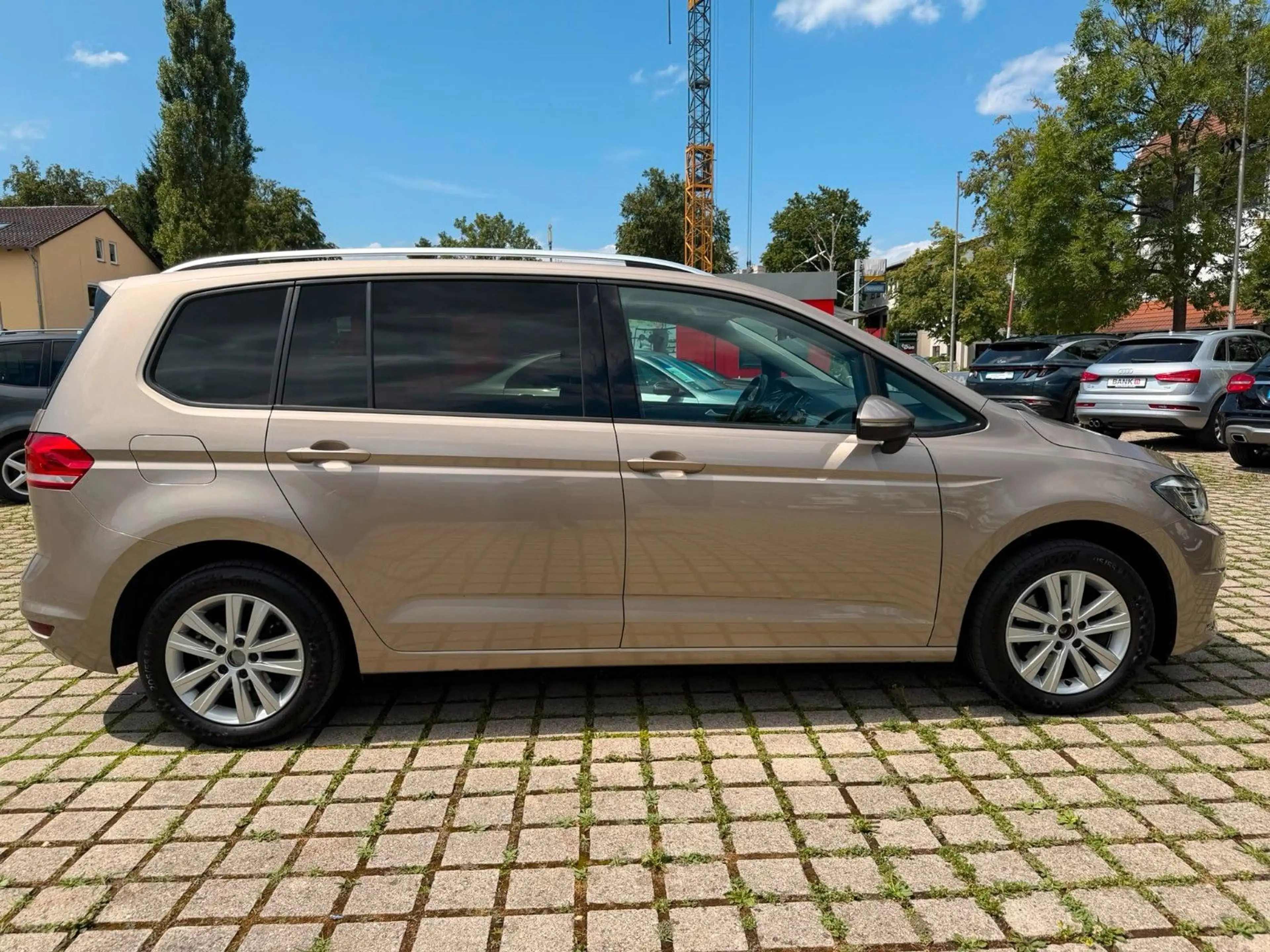 Volkswagen Touran 1,4 TSI Join LED DSG NAVI — photo 4