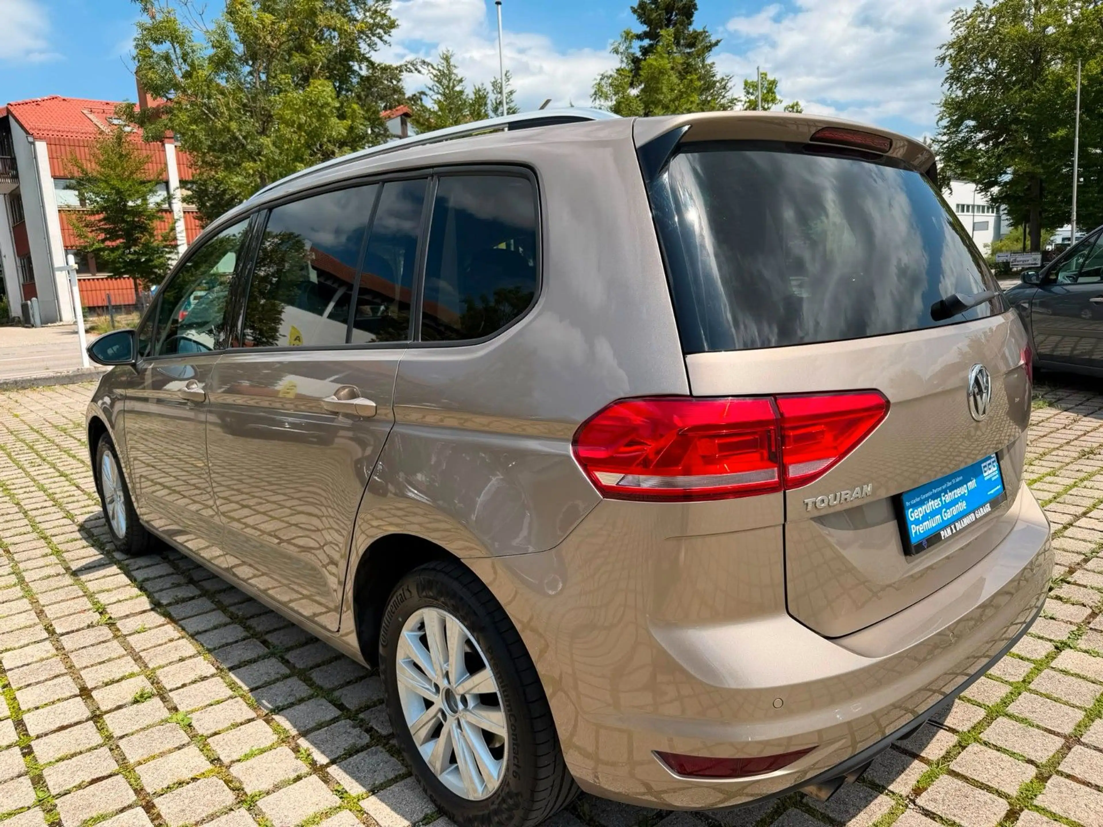 Volkswagen Touran 1,4 TSI Join LED DSG NAVI — photo 6