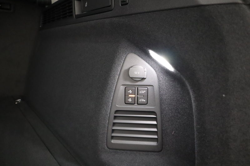 Volkswagen Touareg TDI 4MOTION — photo 9