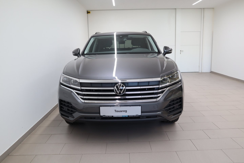Volkswagen Touareg TDI 4MOTION — photo 2
