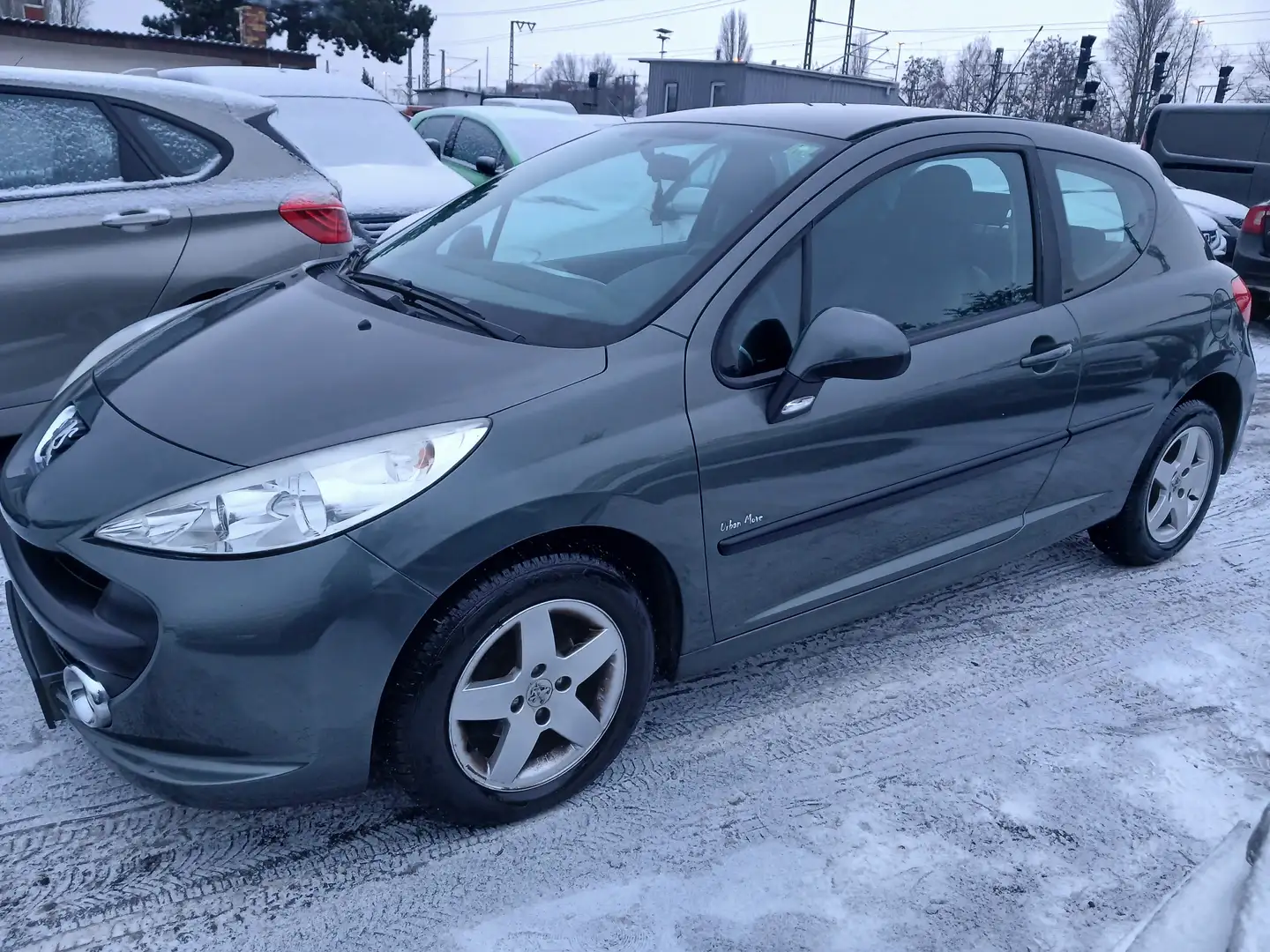 Peugeot 207 Urban Move Grau - 2