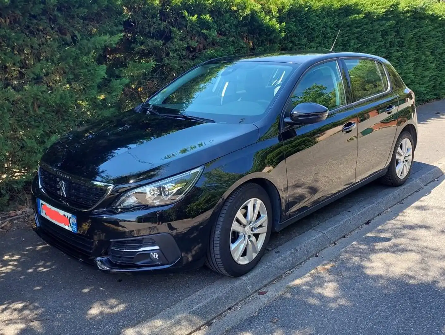 Peugeot 308 308+BLUEHDI+100+S Noir - 1