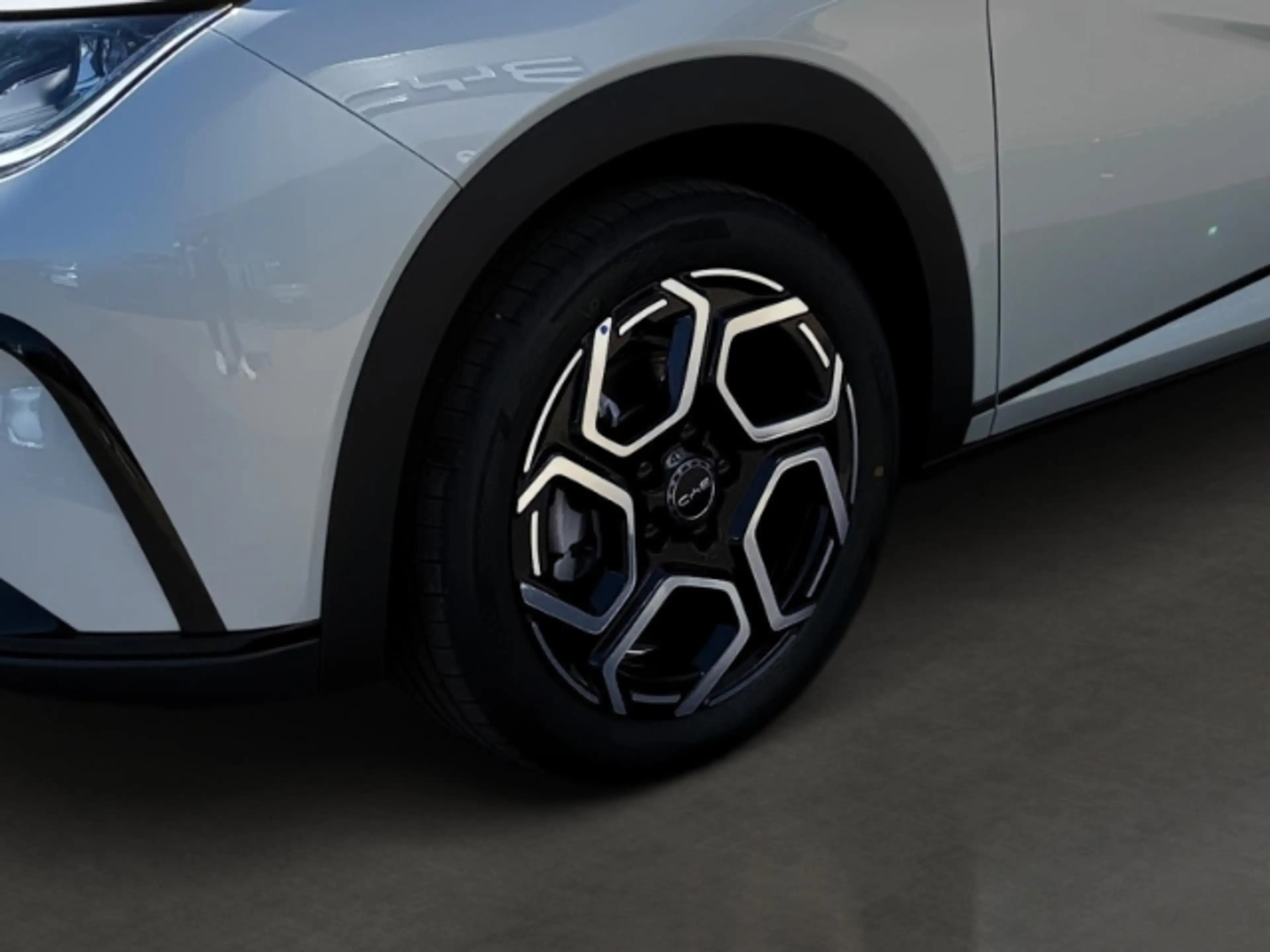 BYD Dolphin 150 DMS 60,4 kWh Comfort Sitzheizung/Navi/360 Grad — photo 7