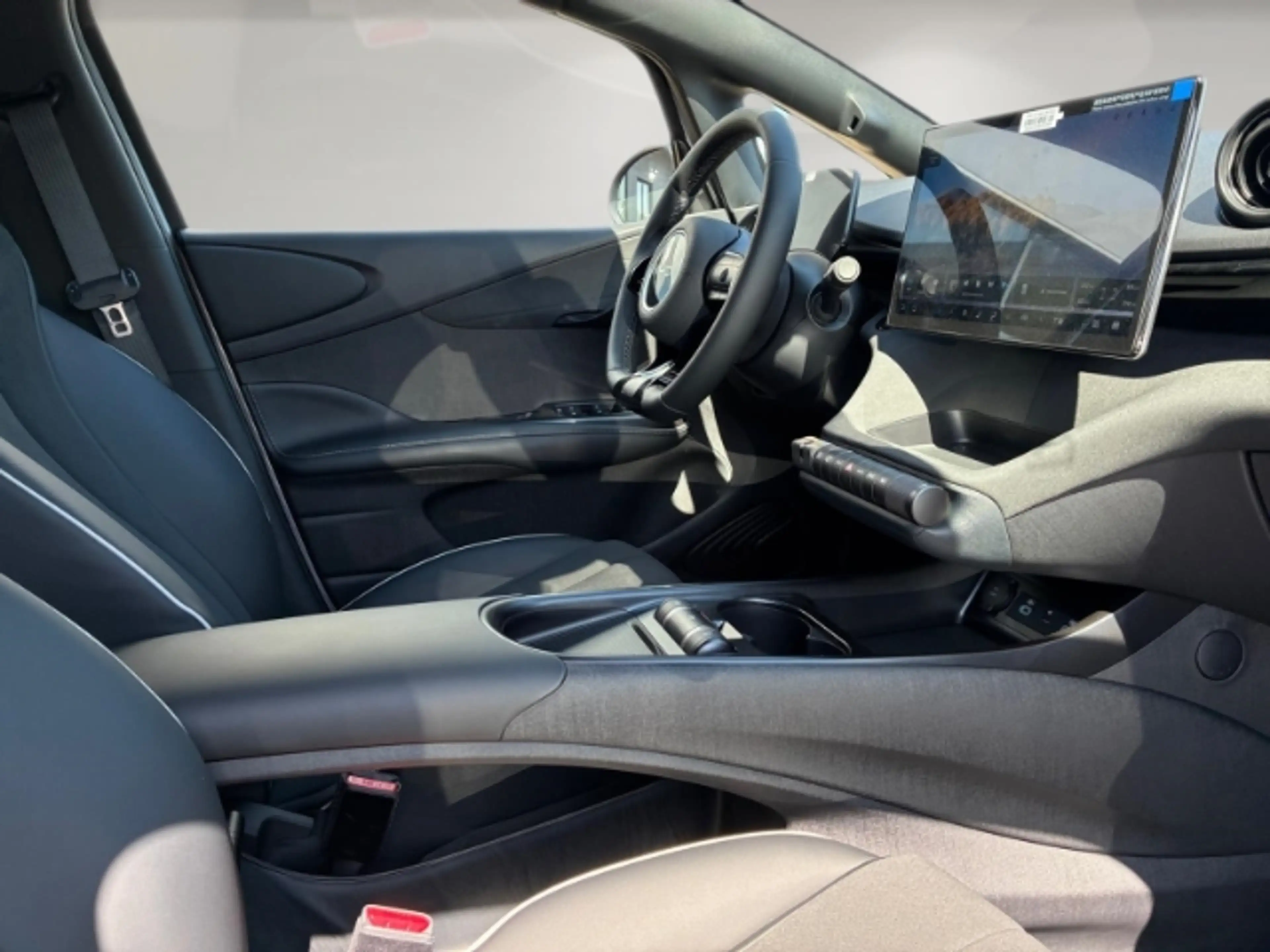 BYD Dolphin 150 DMS 60,4 kWh Comfort Sitzheizung/Navi/360 Grad — photo 15