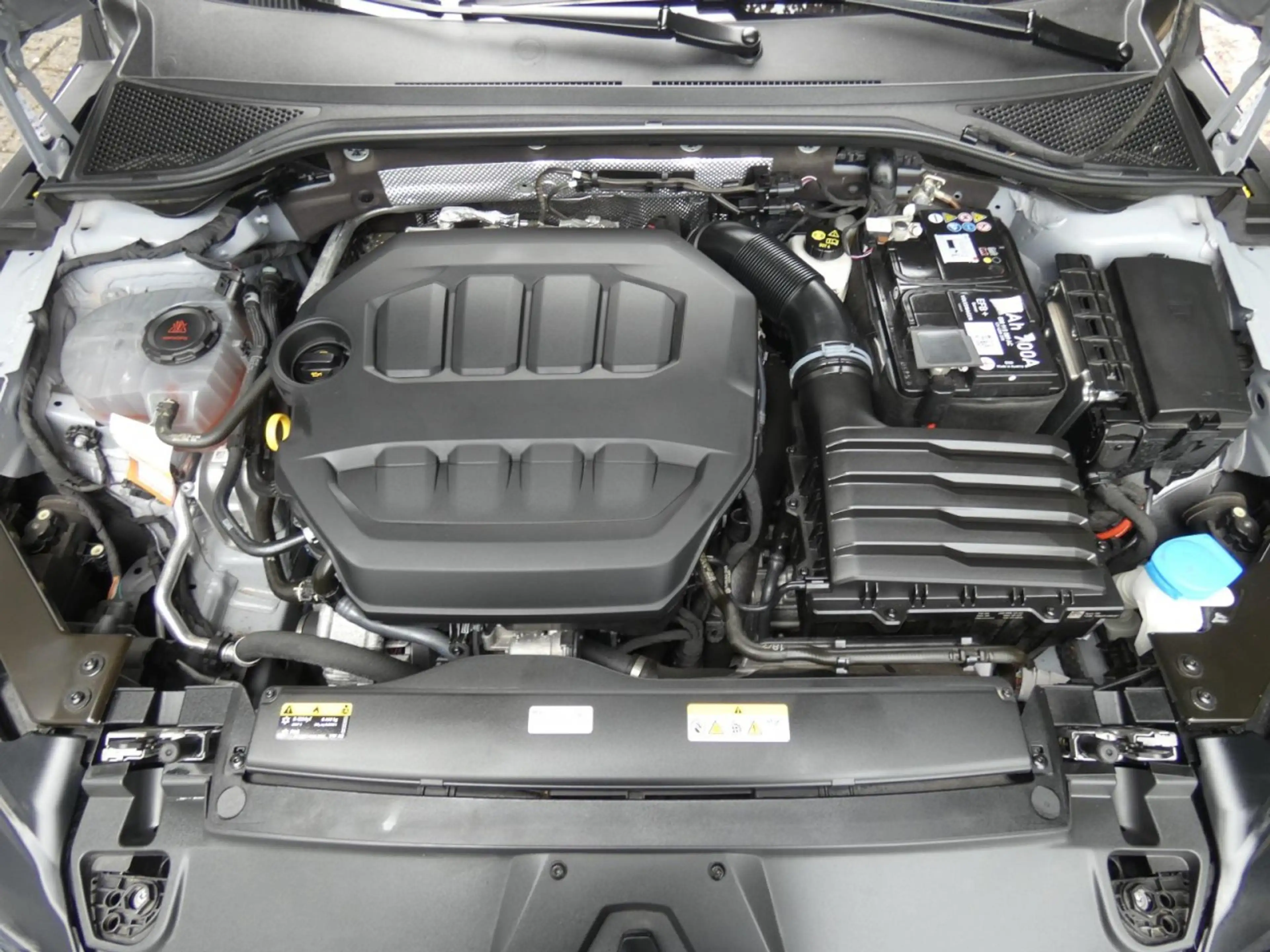 Volkswagen Arteon Shootingbrake 2.0 TSI DSG R-Line LED Navi SHZ PDC — photo 14