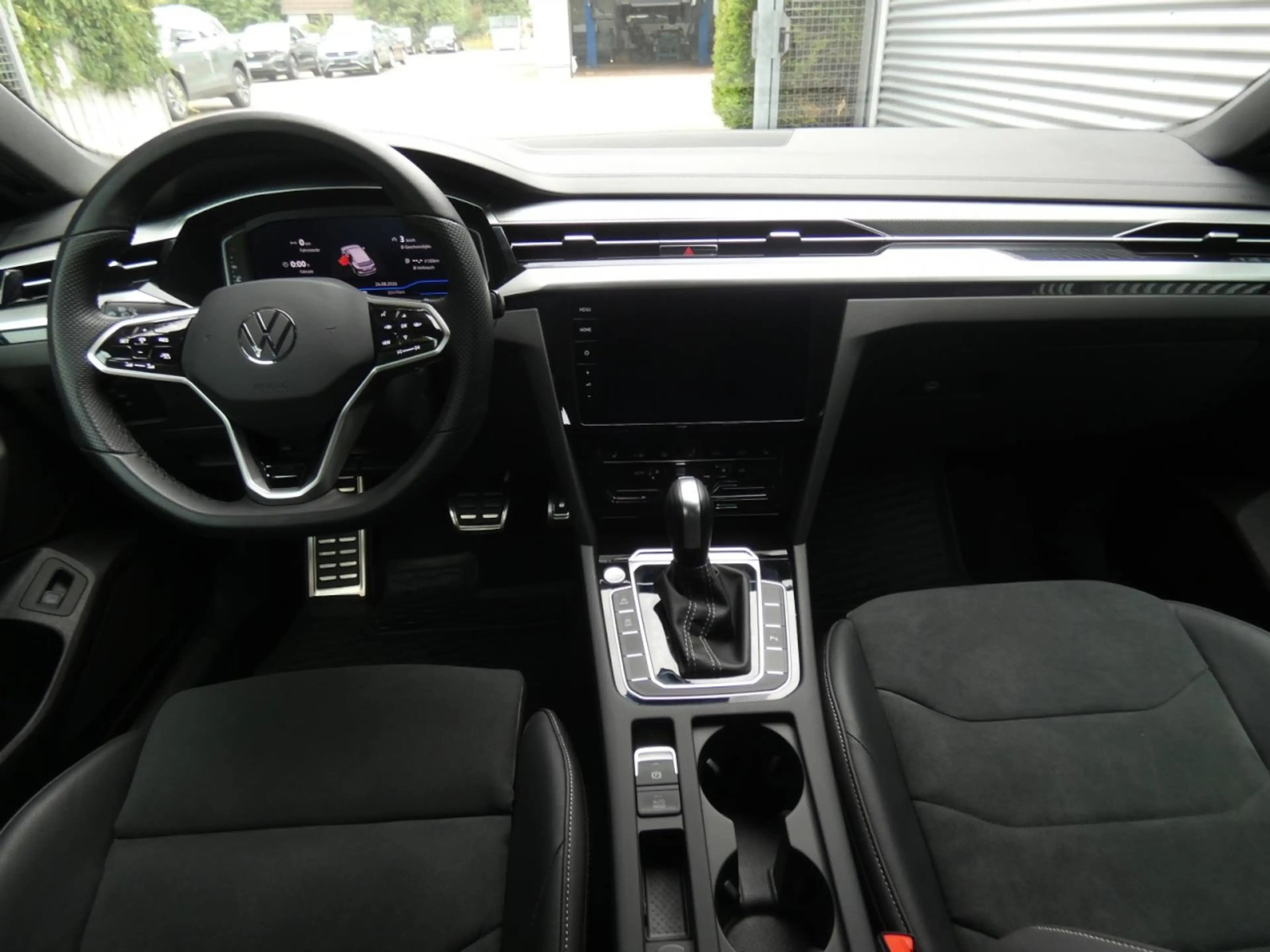 Volkswagen Arteon Shootingbrake 2.0 TSI DSG R-Line LED Navi SHZ PDC — photo 12