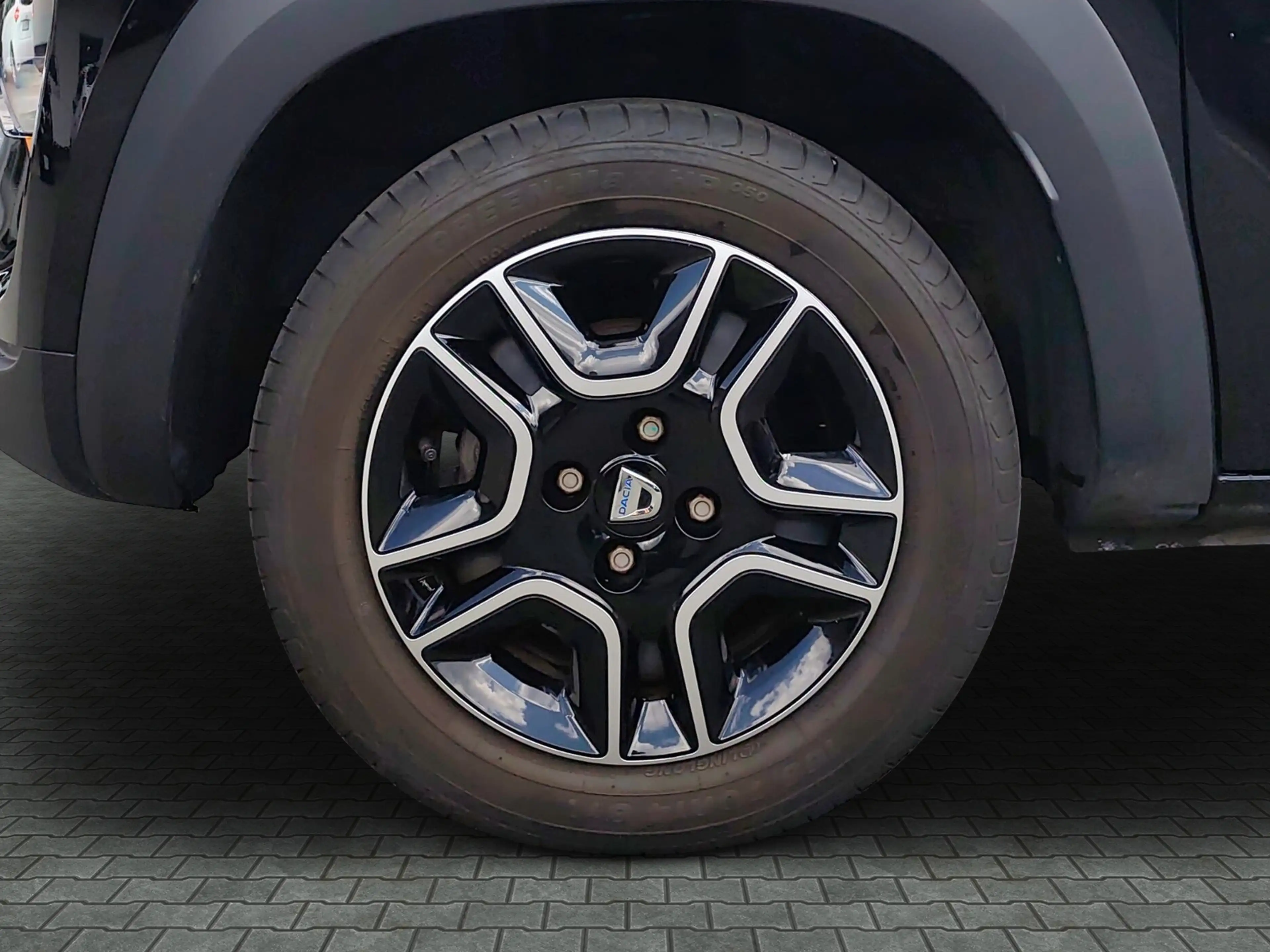 Dacia Spring Electric 45 Comfort Plus look Paket orange — photo 12