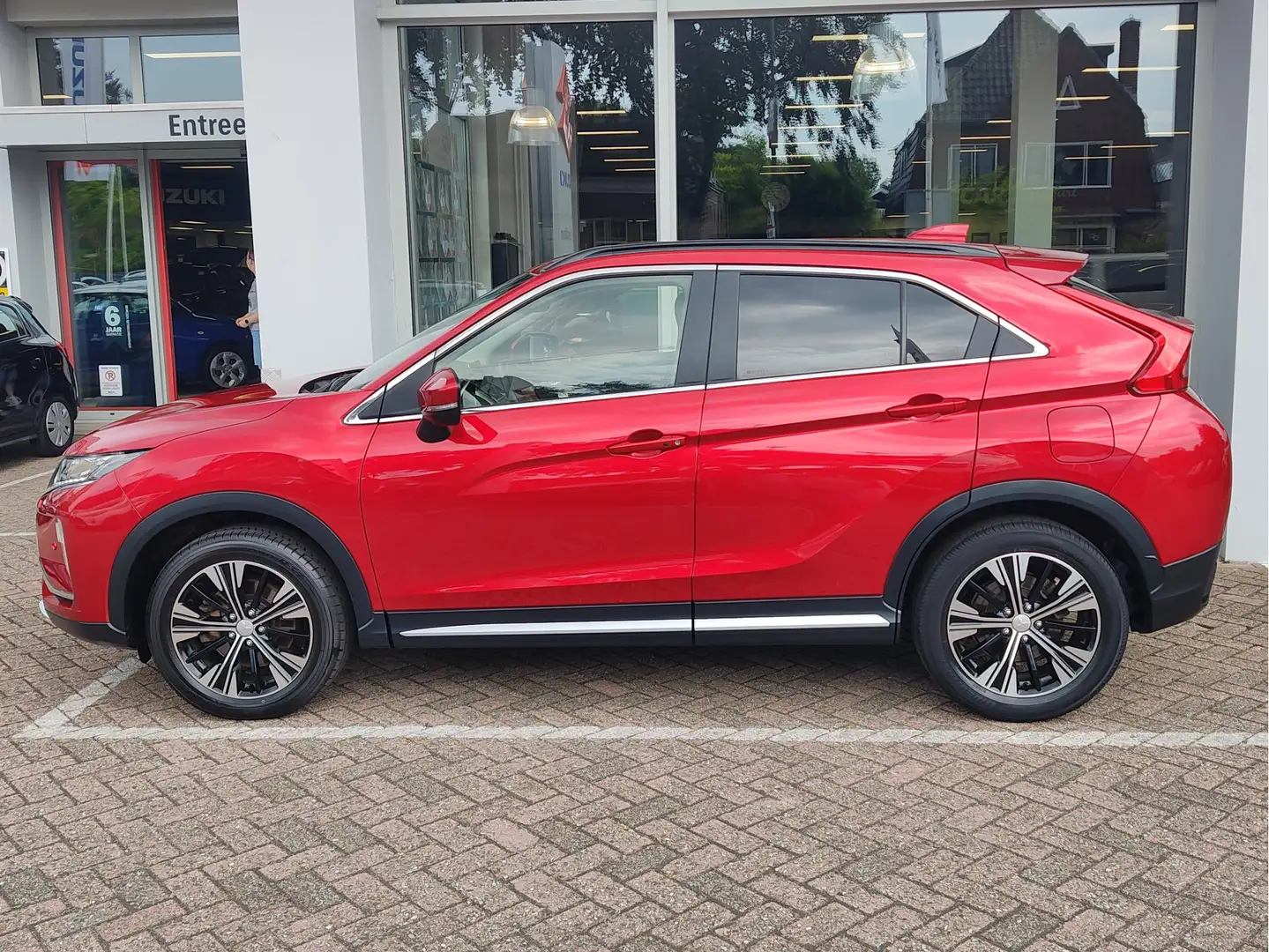 Mitsubishi Eclipse Cross 1.5 DI-T FIRST EDITION Head Up Display | Trekhaak Rood - 2