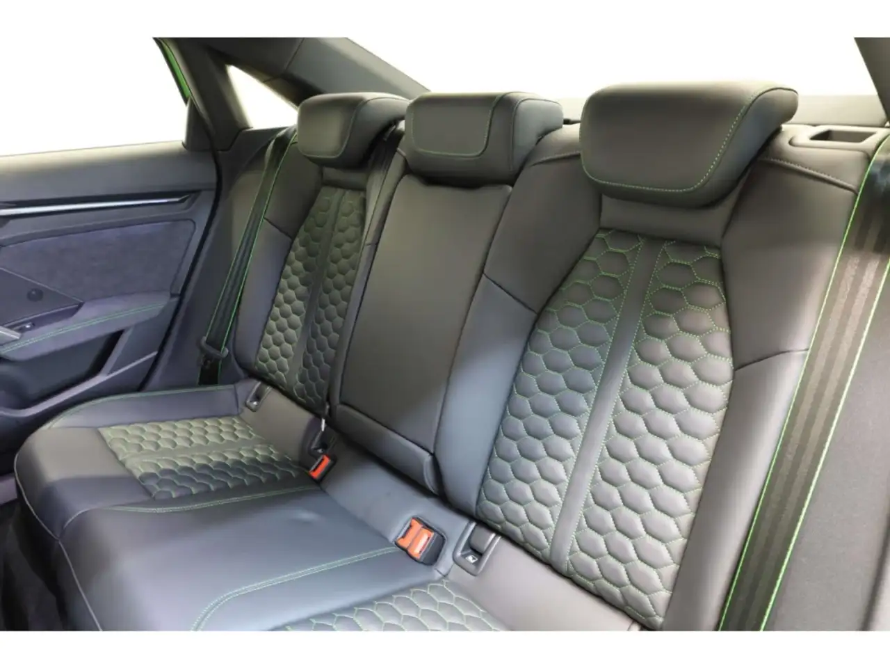 Audi RS3 Limousine TFSI quattro 11