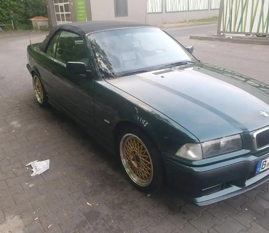 BMW 320i, foto 6